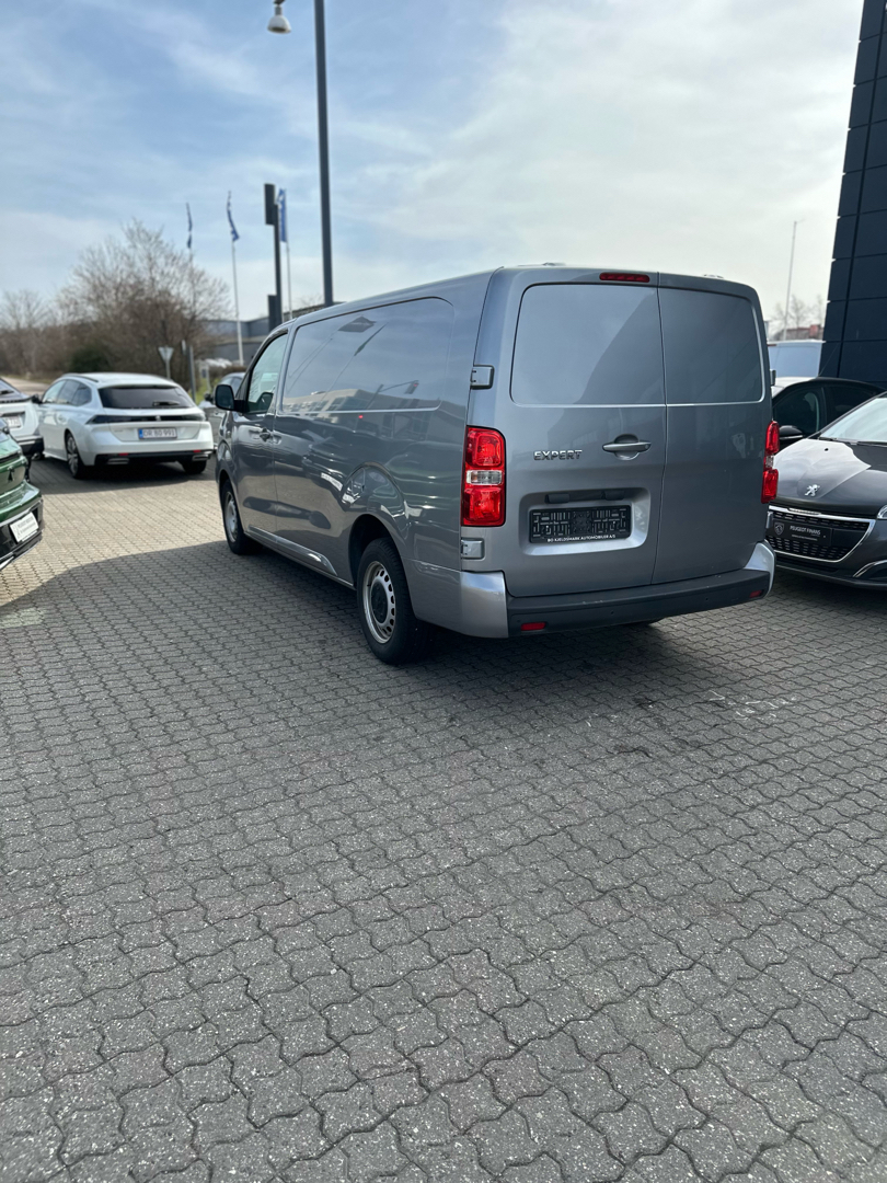 Billede af Peugeot Expert L1 2,0 BlueHDi Premium 122HK Van 6g Aut.