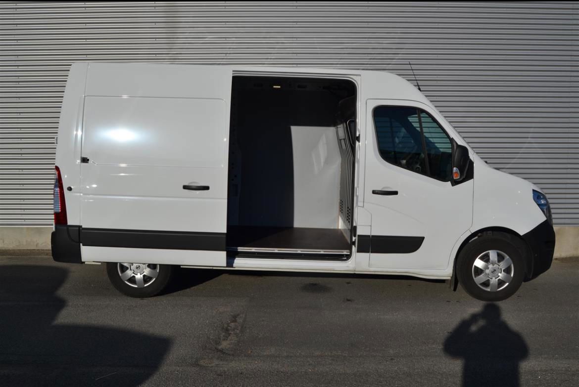 Billede af Nissan Interstar L2H2 2,3 DCi Tekna 150HK Van 6g