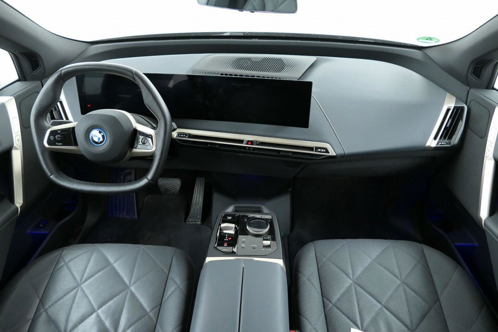 BMW IX 2022