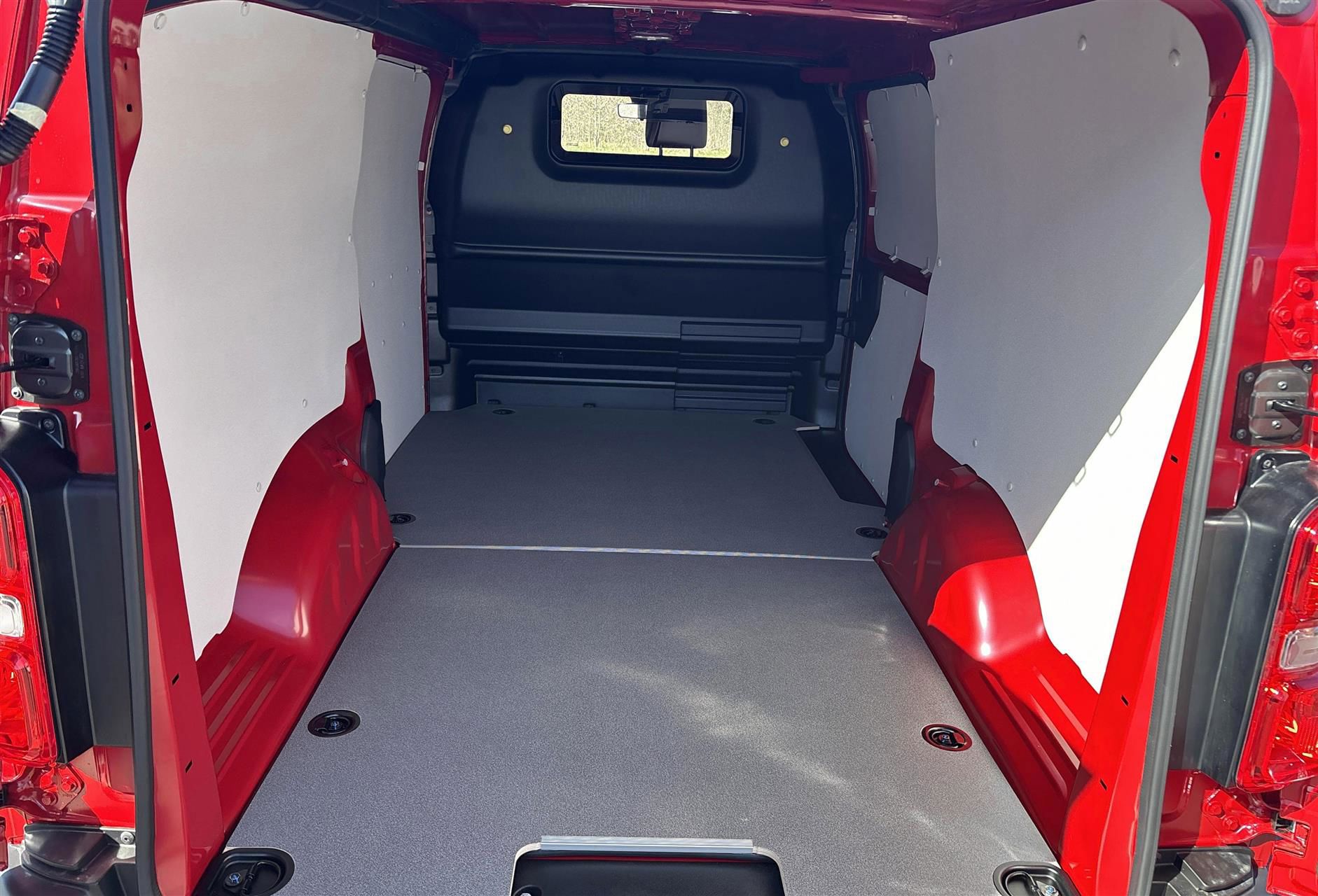 Billede af Toyota Proace 2.0D 144hp Long/En skydedør COMFORT Master