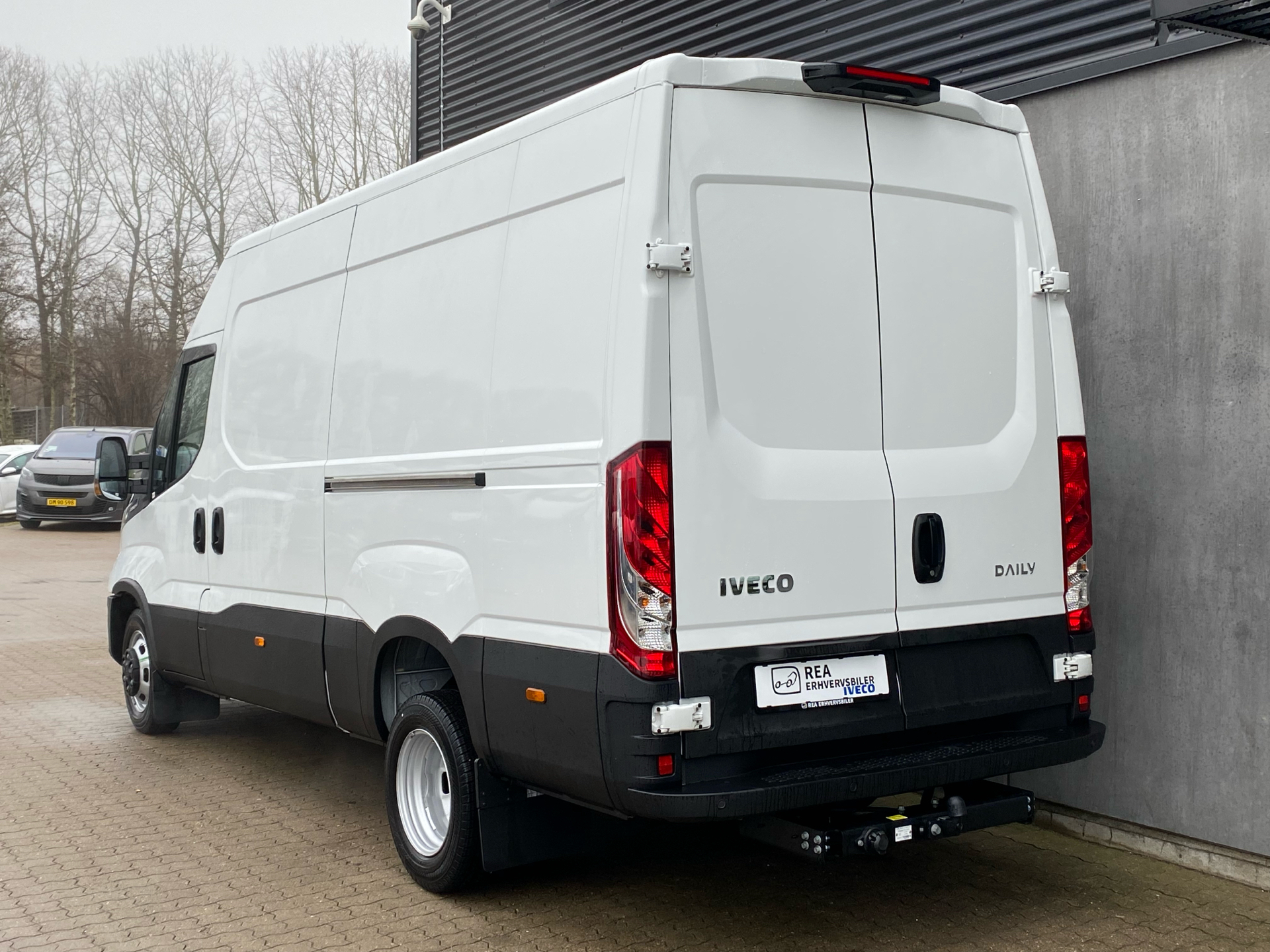 Billede af Iveco Daily 35C18 12m3 3,0 D Hi-Matic 180HK Van 8g Aut.