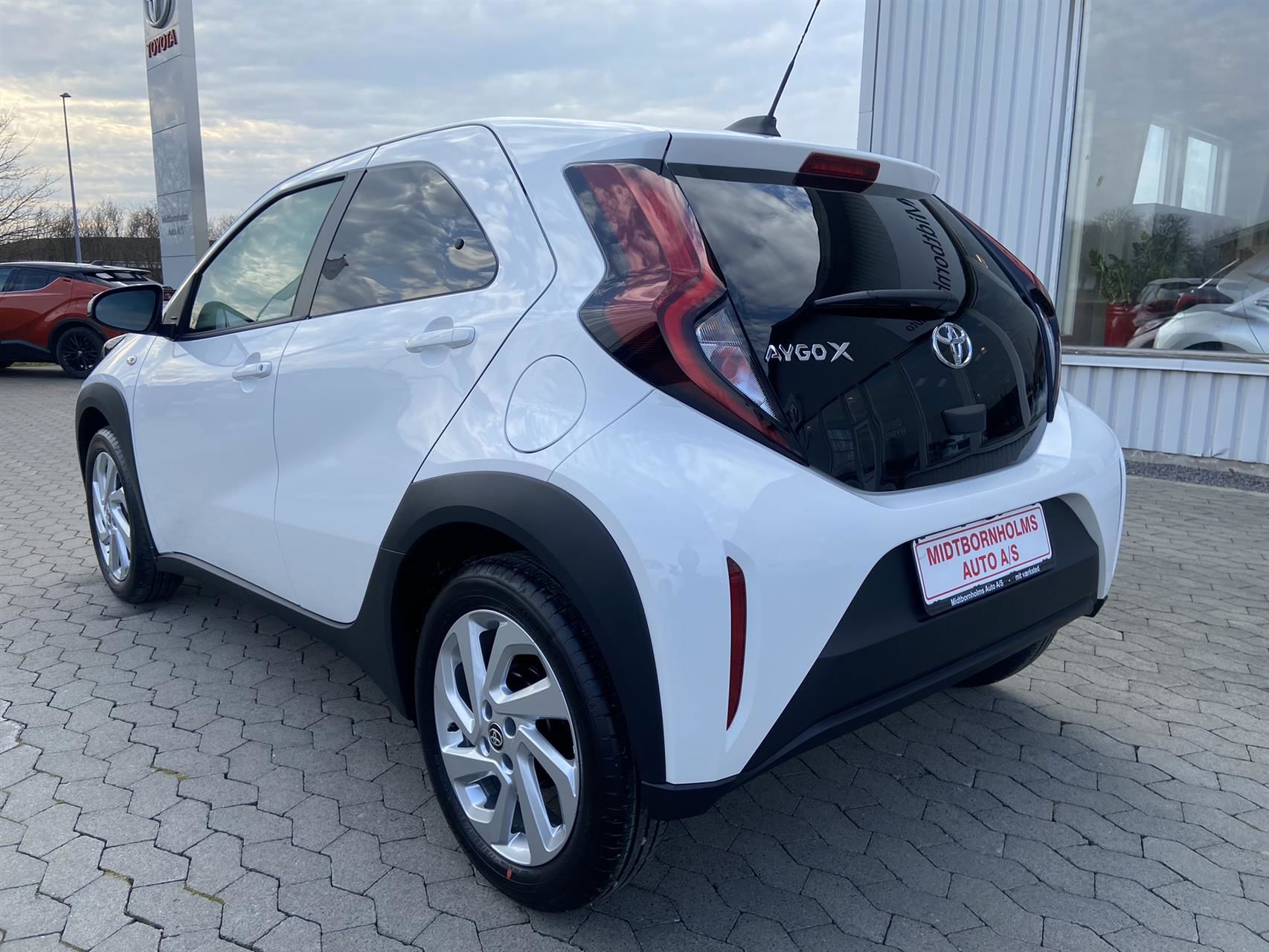 Billede af Toyota Aygo X 1,0 VVT-I Active 72HK 5d