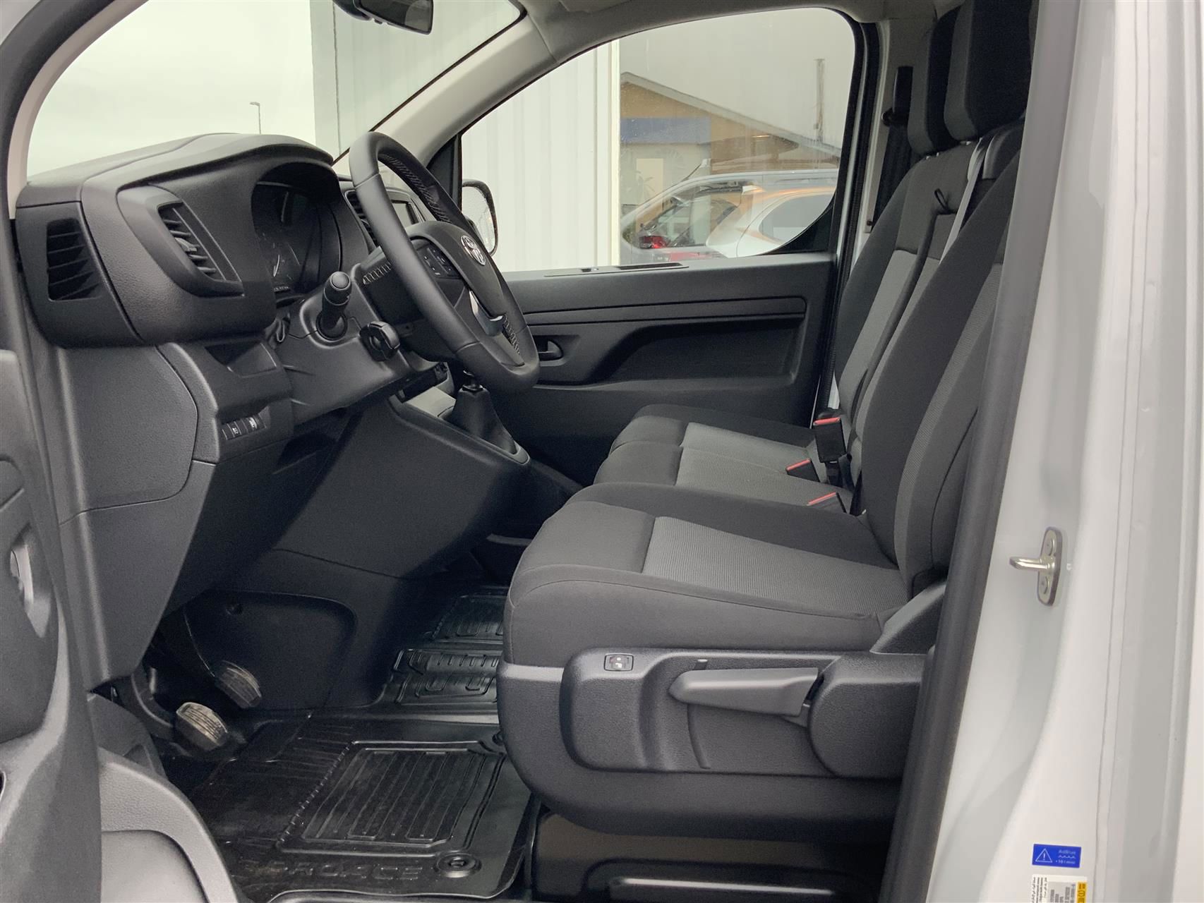 Billede af Toyota Proace Long 2,0 D Comfort Master 144HK Van 6g