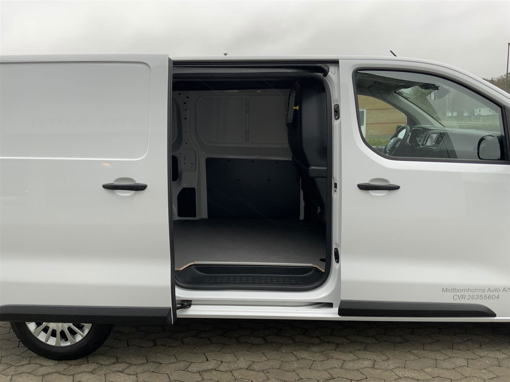 Billede af Toyota Proace Long 2,0 D Comfort Master 144HK Van 6g