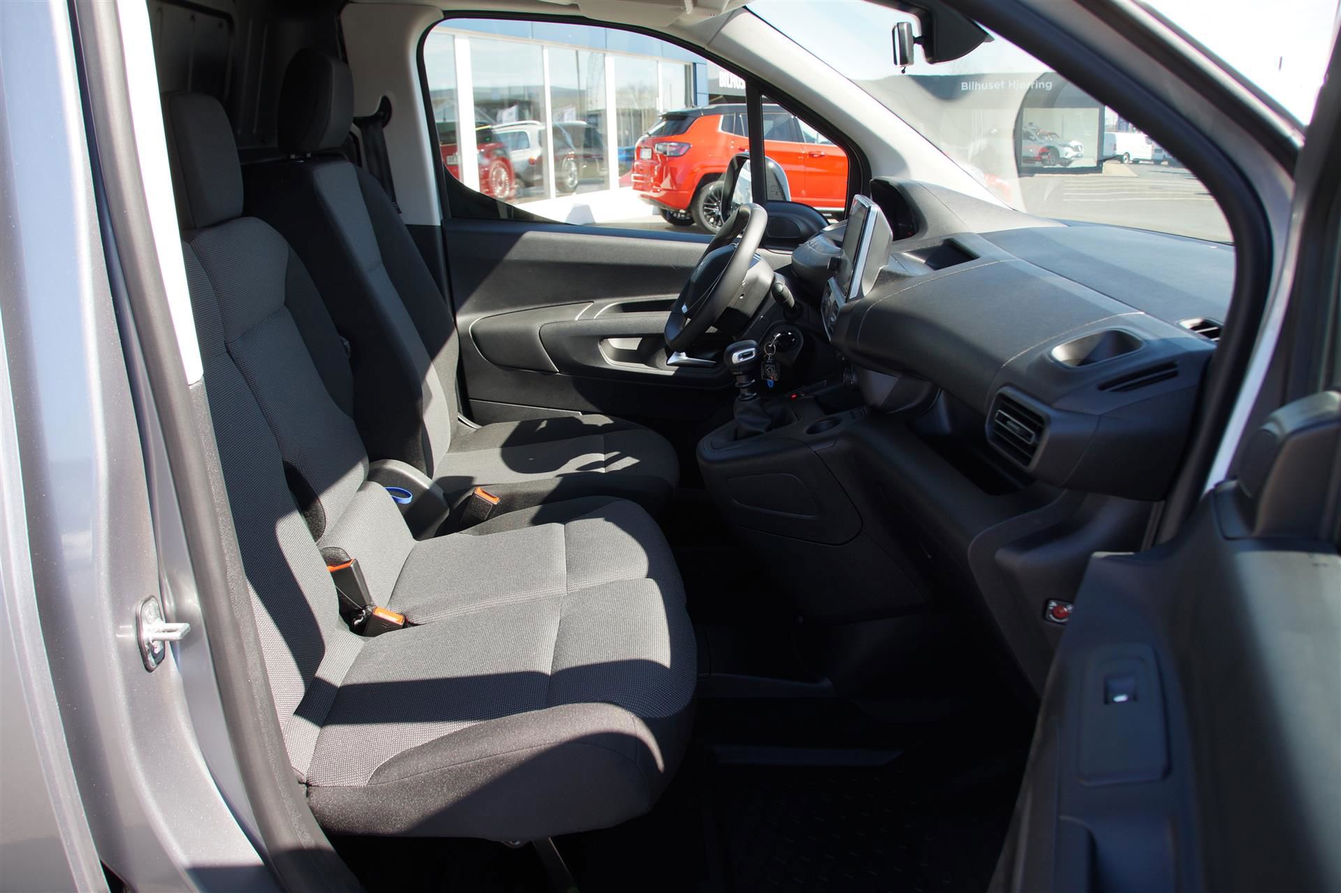 Billede af Peugeot Partner L1 V1 1,5 BlueHDi Plus 100HK Van