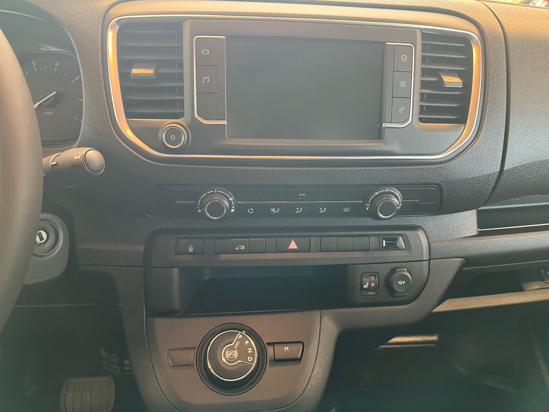 Billede af Toyota Proace Long 2,0 D Comfort Master 144HK Van 8g Aut.