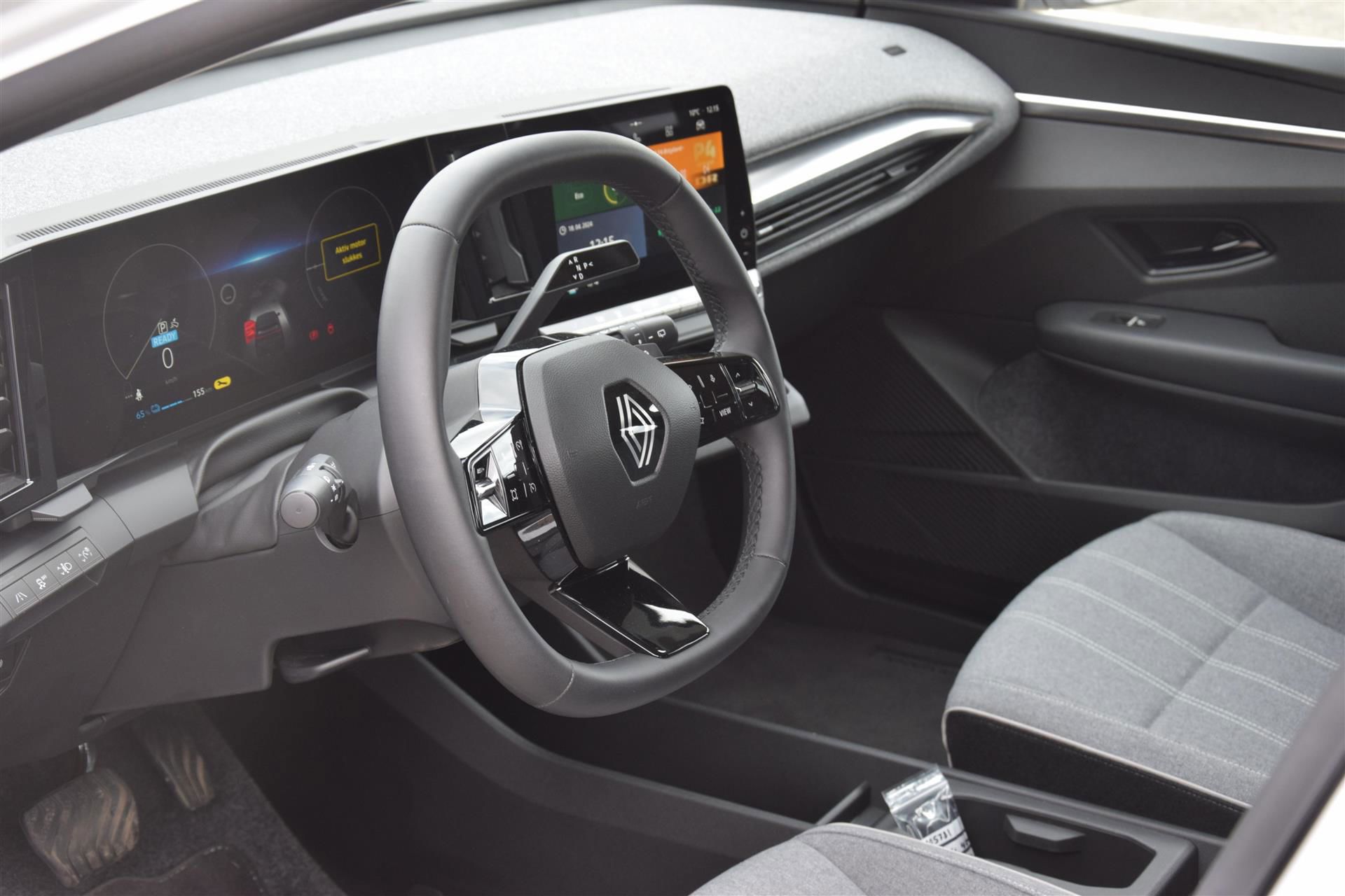 Billede af Renault Mégane E-TECH Equilibre 130HK 5d Aut.