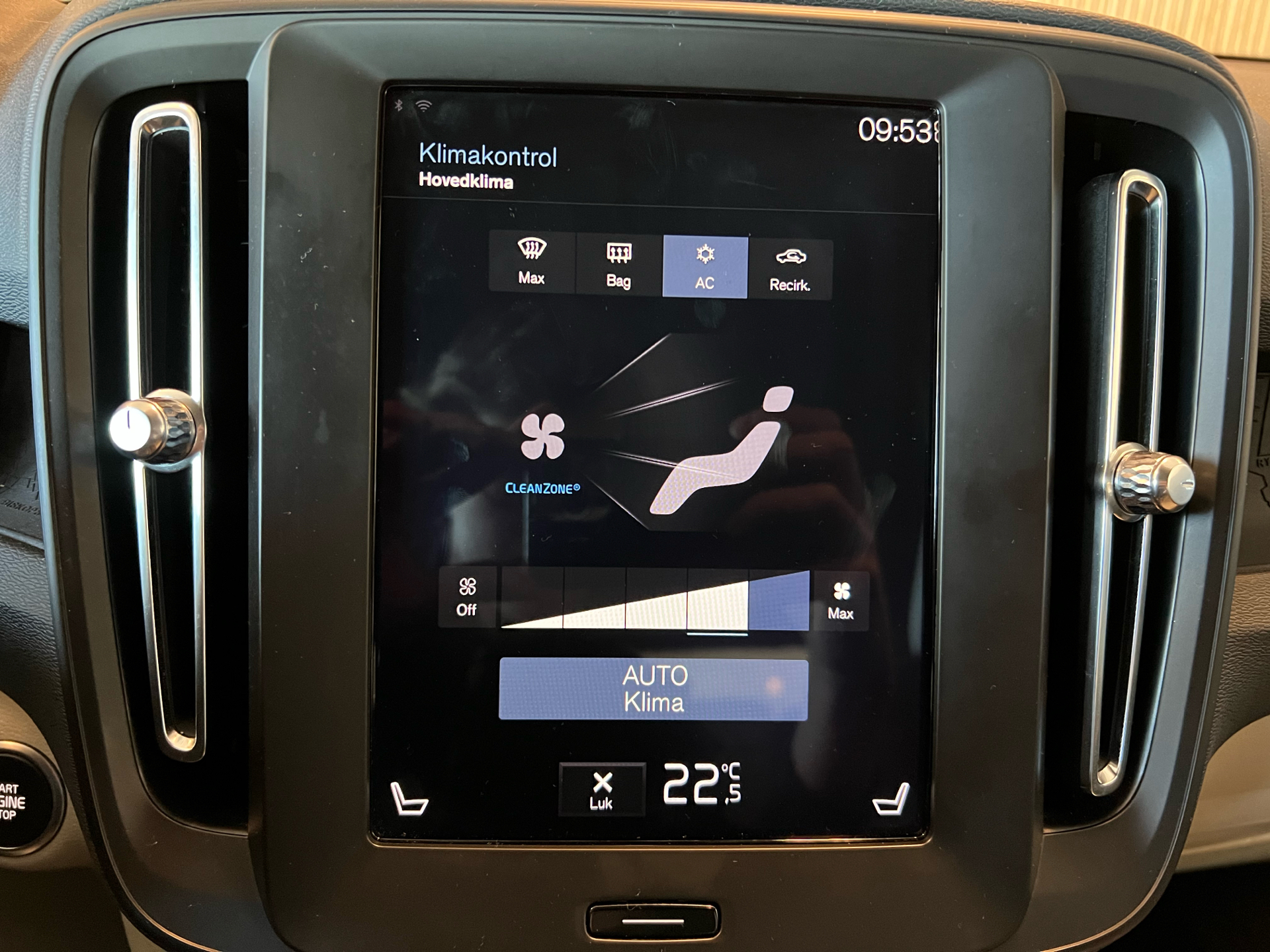 Billede af Volvo XC40 2,0 D3 150HK 5d 8g Aut.