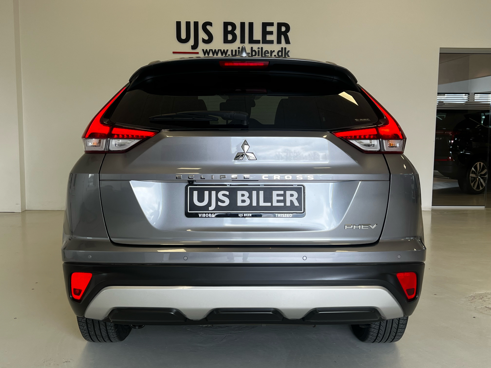 Billede af Mitsubishi Eclipse Cross 2,4 Plugin-hybrid Sport Tech 4WD 188HK 5d Trinl. Gear