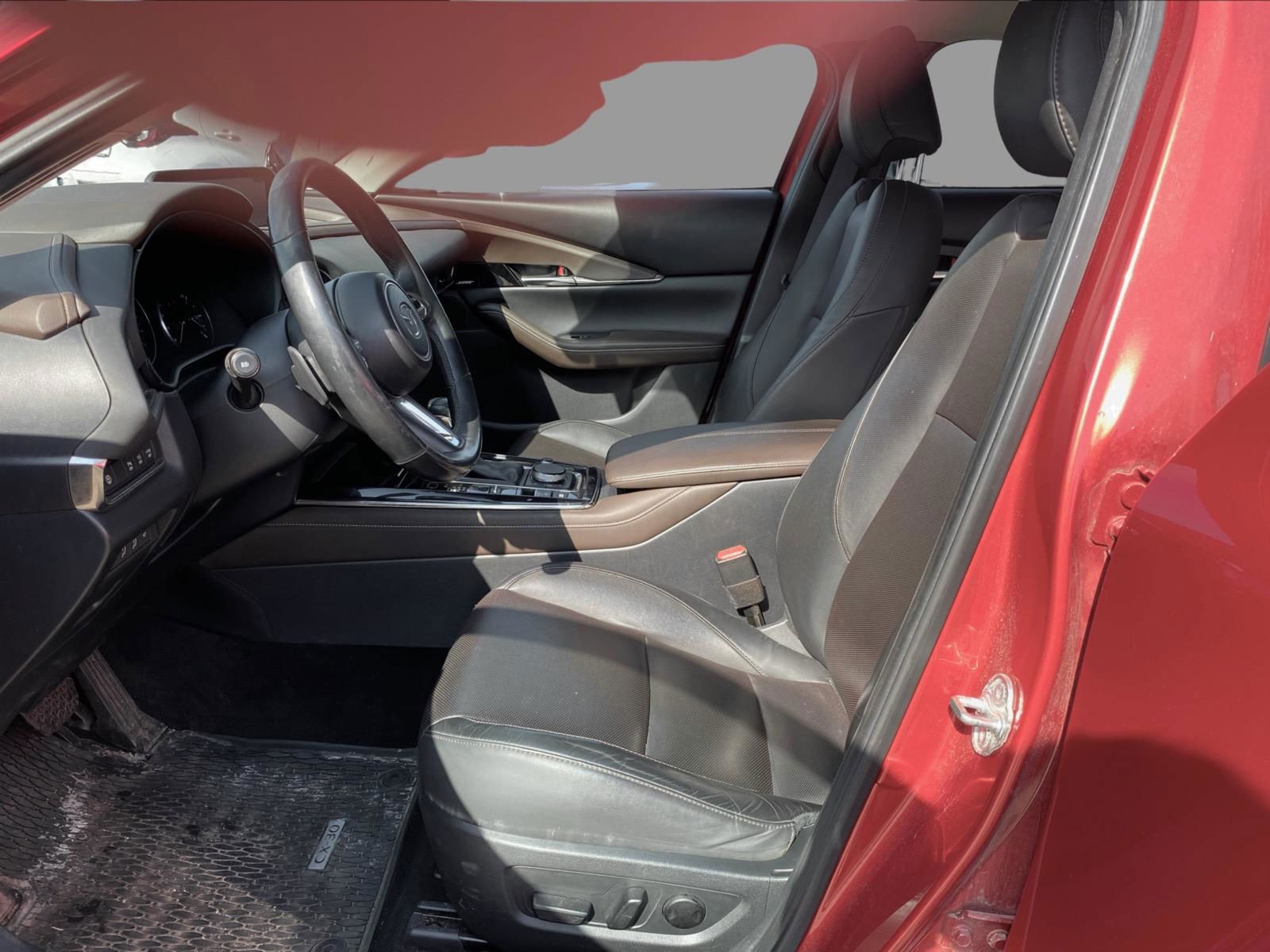 Billede af Mazda CX-30 2,0 Skyactiv-G  Mild hybrid Cosmo 150HK 5d 6g Aut.