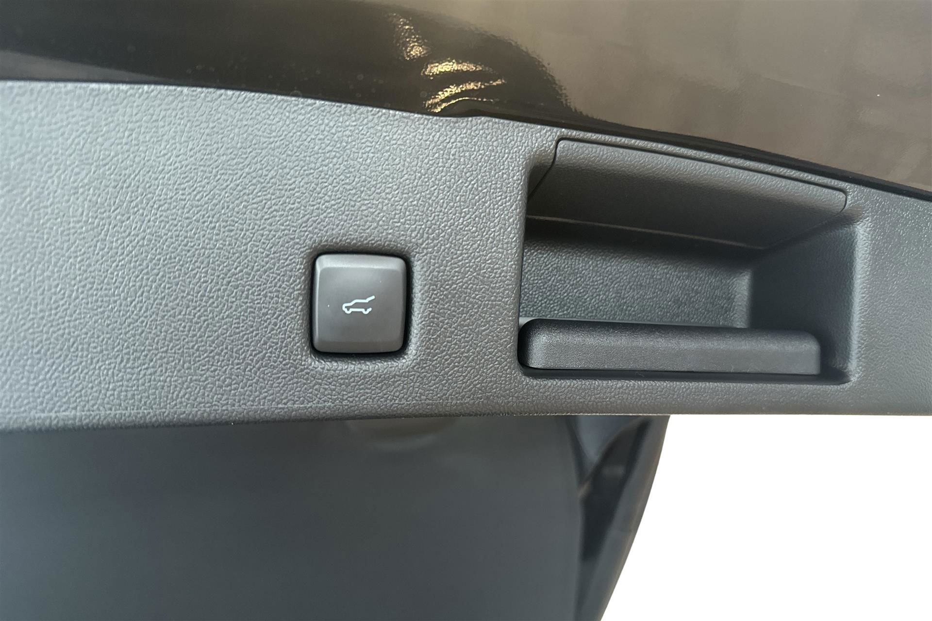 Billede af Ford Kuga 2,5 Plugin-hybrid ST-Line X CVT 225HK 5d Trinl. Gear