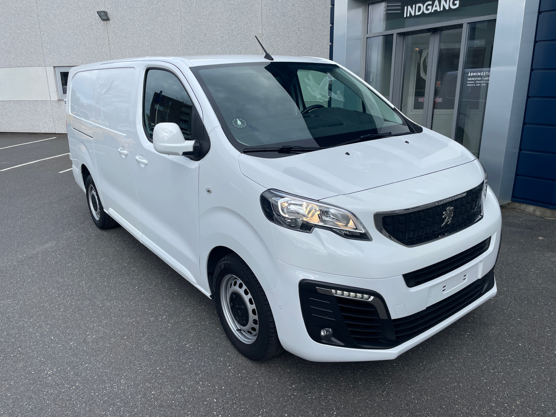 Billede af Peugeot Expert L3 2,0 BlueHDi Premium 122HK Van 6g