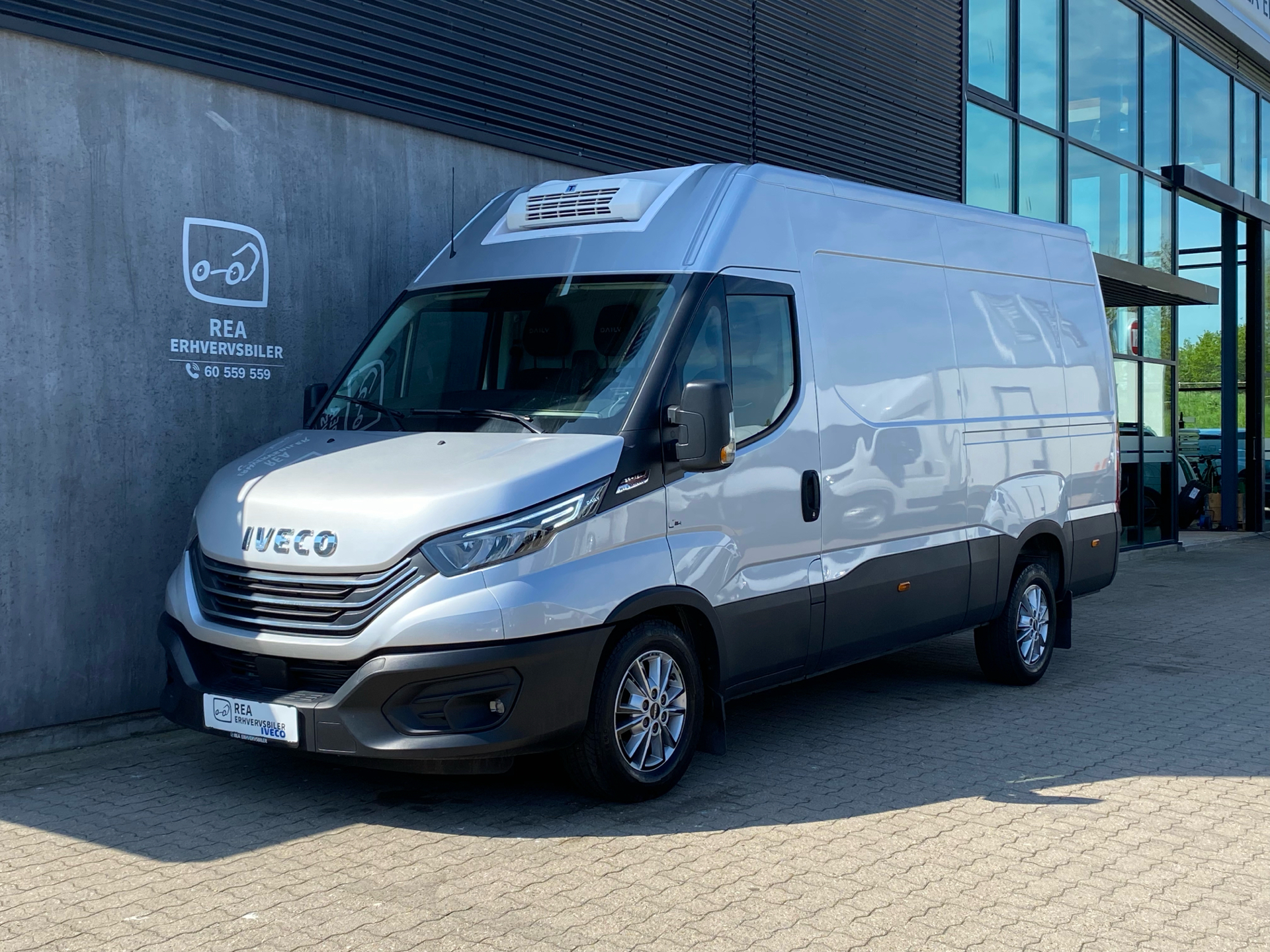 Billede af Iveco Daily 35S18 12m3 3,0 D 180HK Van 8g Aut.