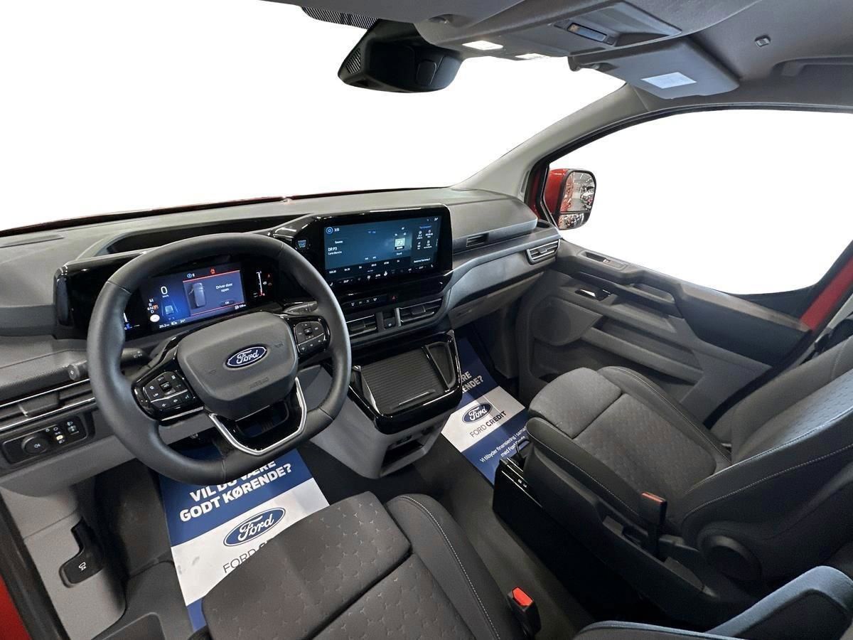 Billede af Ford Transit Custom 300 L2H1 2,0 EcoBlue Limited 170HK Van 8g Aut.