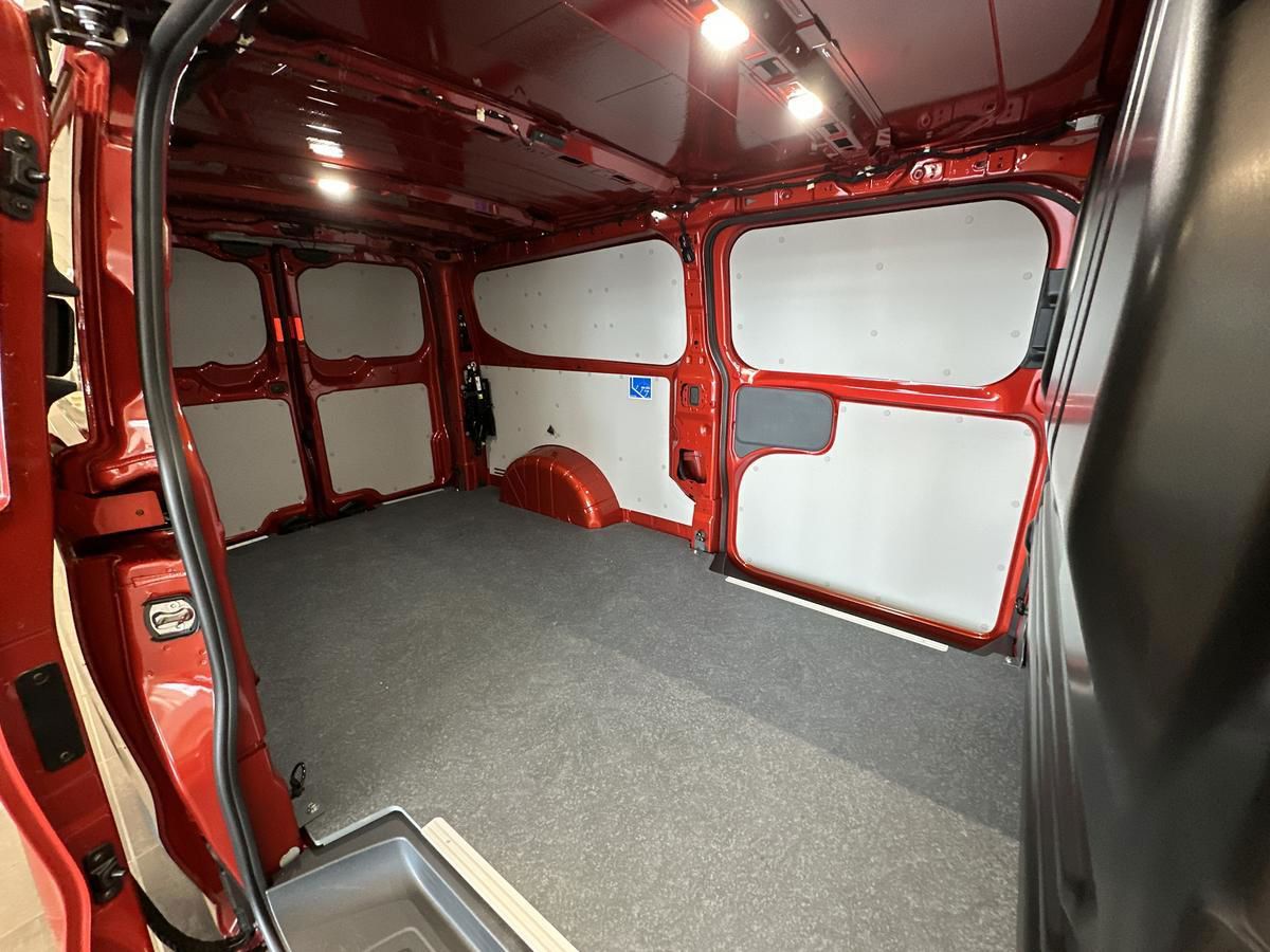 Billede af Ford Transit Custom 300 L2H1 2,0 EcoBlue Limited 170HK Van 8g Aut.