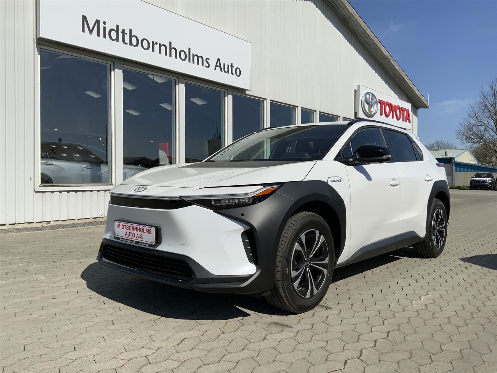 Billede af Toyota bZ4X SUV 150 kW (204 hk) aut. gear Active