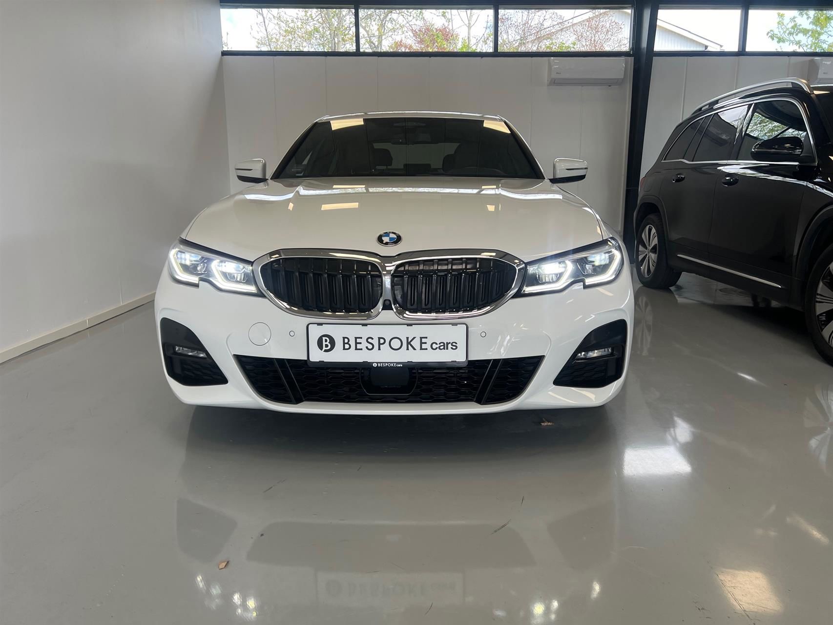 Billede af BMW 330d 3,0 D M-Sport 265HK 8g Aut.