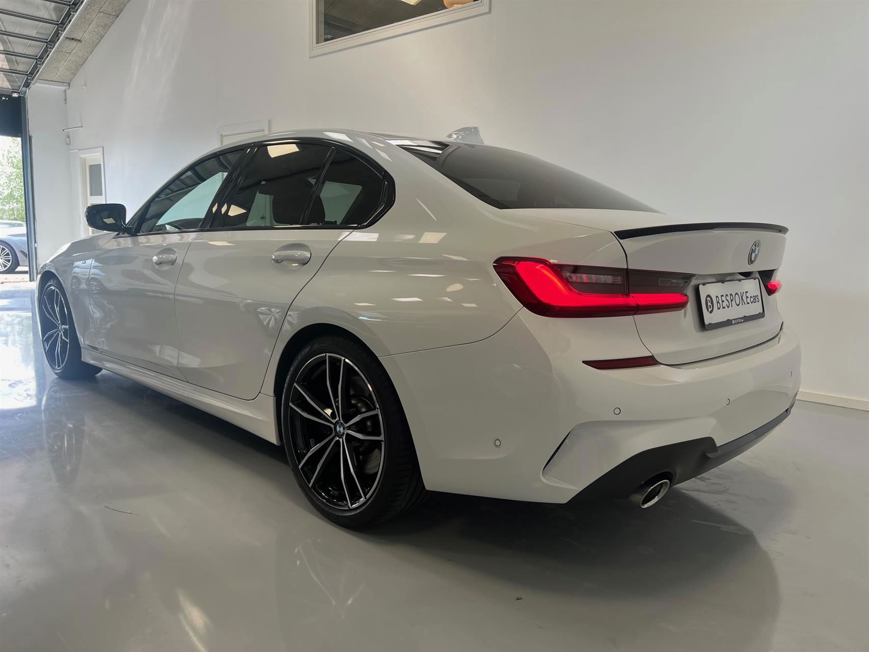 Billede af BMW 330d 3,0 D M-Sport 265HK 8g Aut.