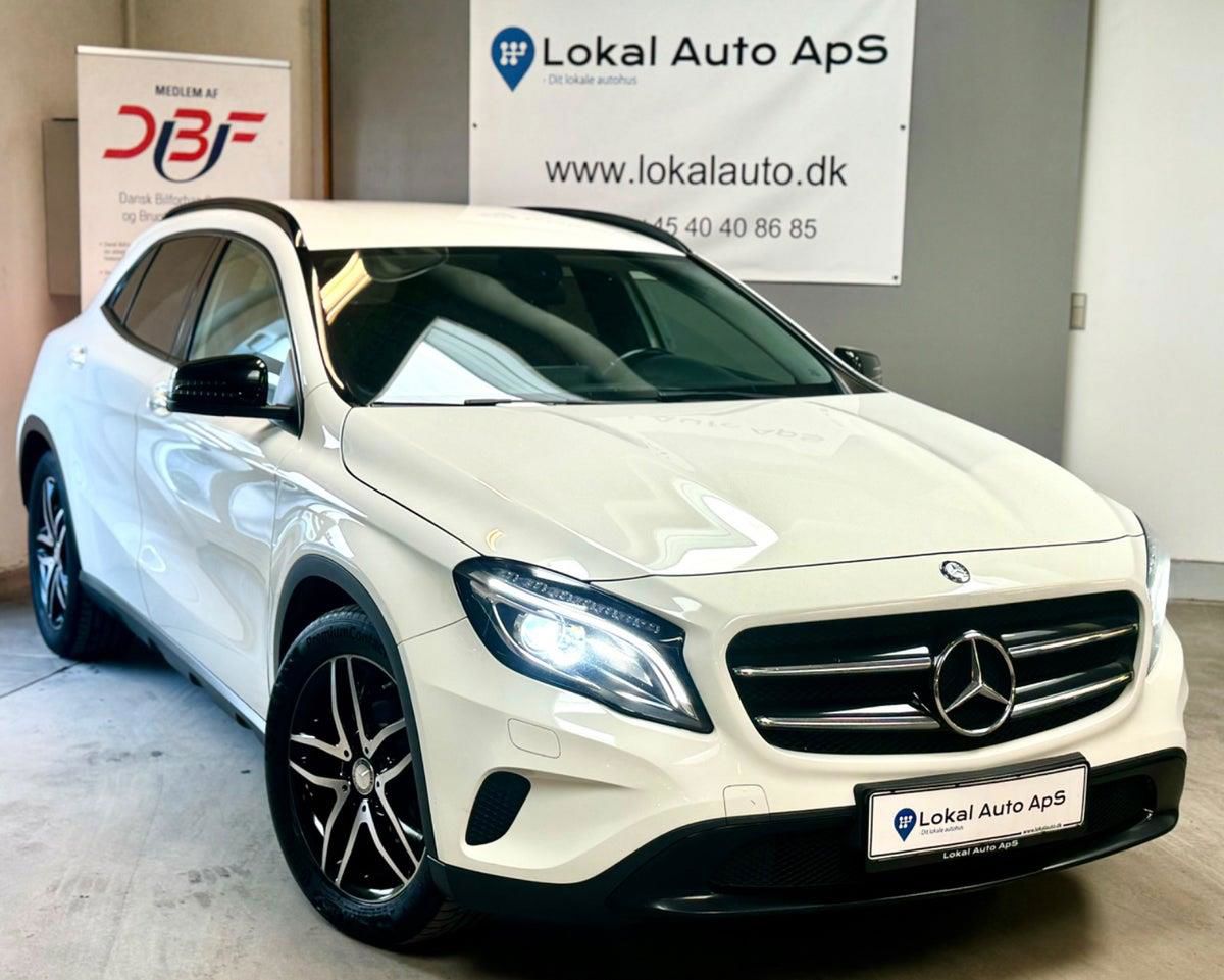 Mercedes-Benz GLA220 d 2014