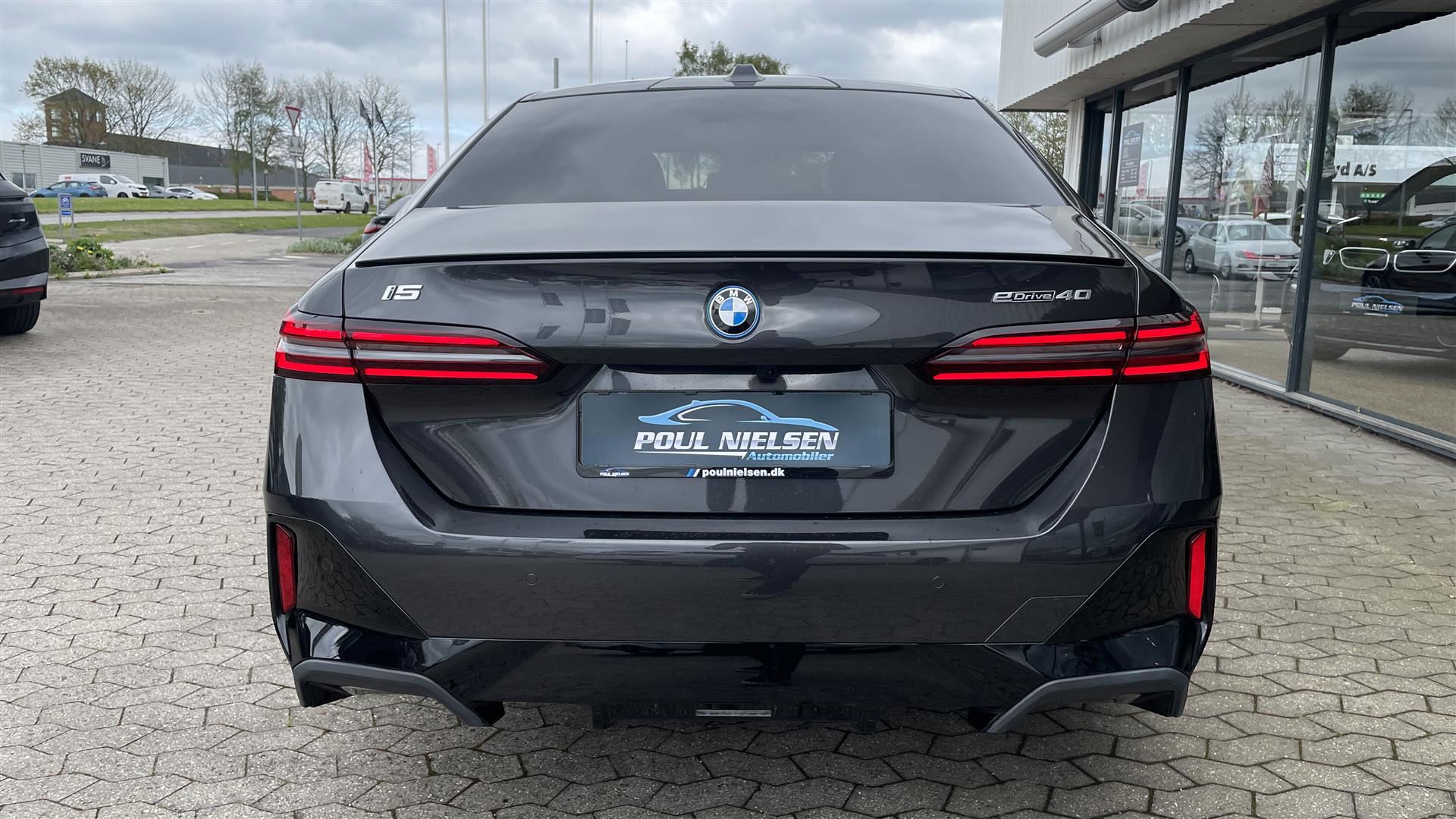 BMW i5 2024