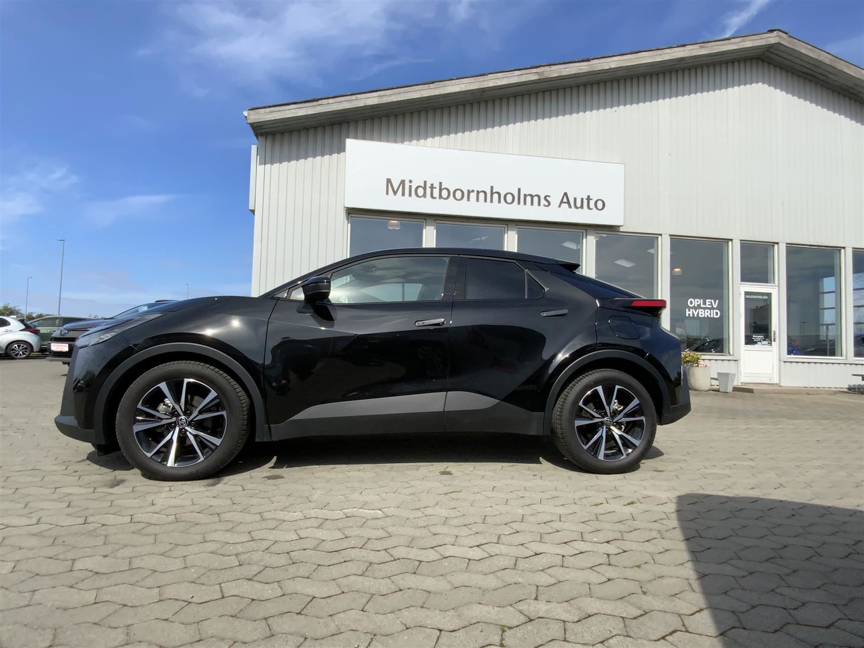 Billede af Toyota C-HR 1,8 Hybrid Style Multidrive S 140HK 5d 6g