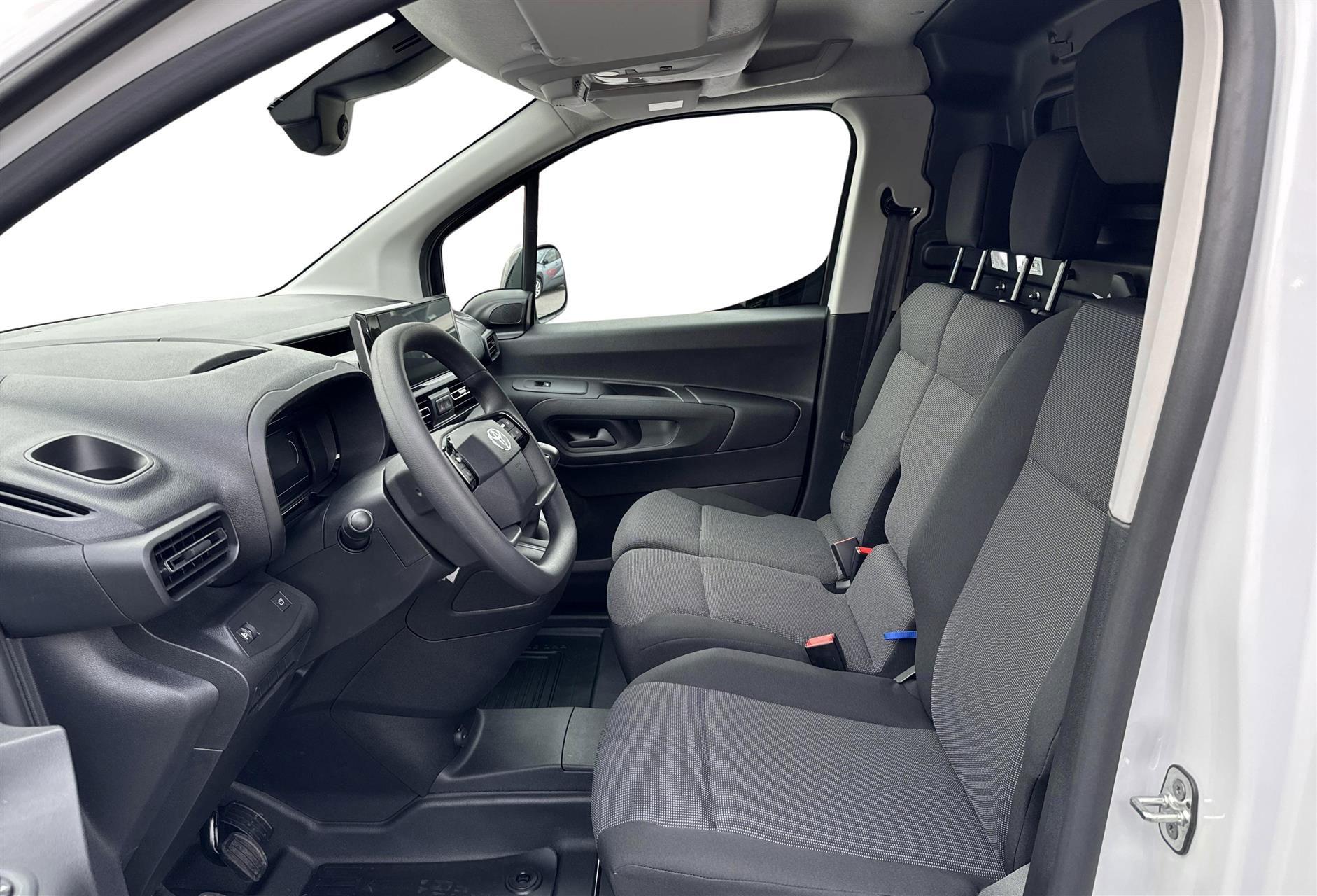 Billede af Toyota Proace City 1.2 benzin 110hp Medium/En skydedør Comfort Master