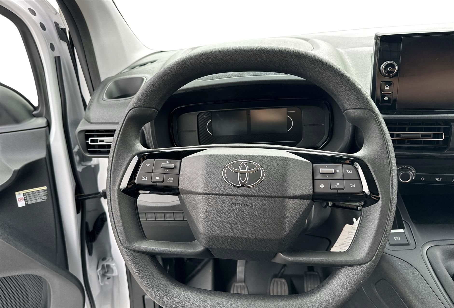 Billede af Toyota Proace City 1.2 benzin 110hp Medium/En skydedør Comfort Master