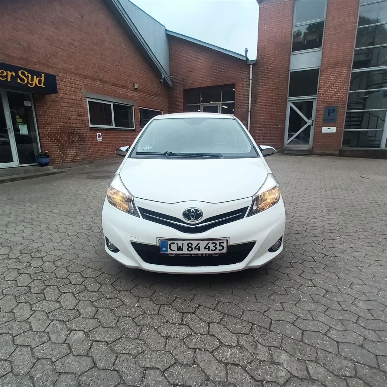 Billede af Toyota Yaris 1,0 VVT-I T2 Style 69HK 5d