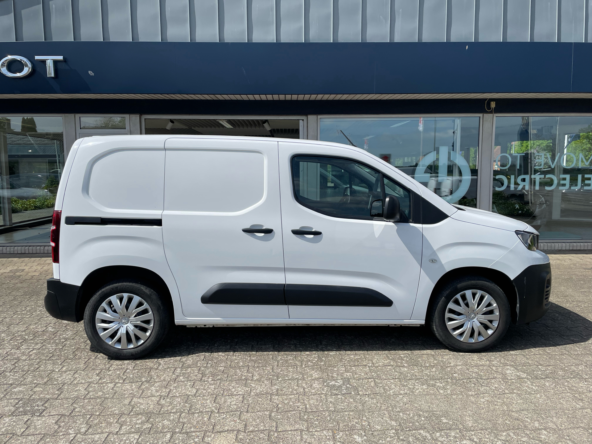 Billede af Peugeot Partner L1 V1 1,5 BlueHDi Plus 100HK Van