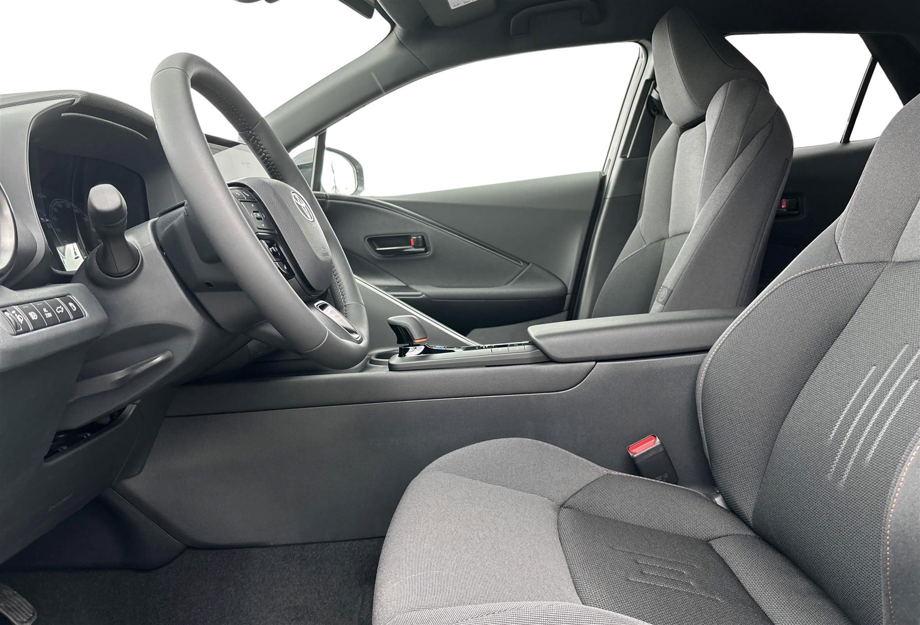 Billede af Toyota C-HR 2,0 Plugin-hybrid Style Smart Bi-tone E-CVT 223HK 5d Trinl. Gear