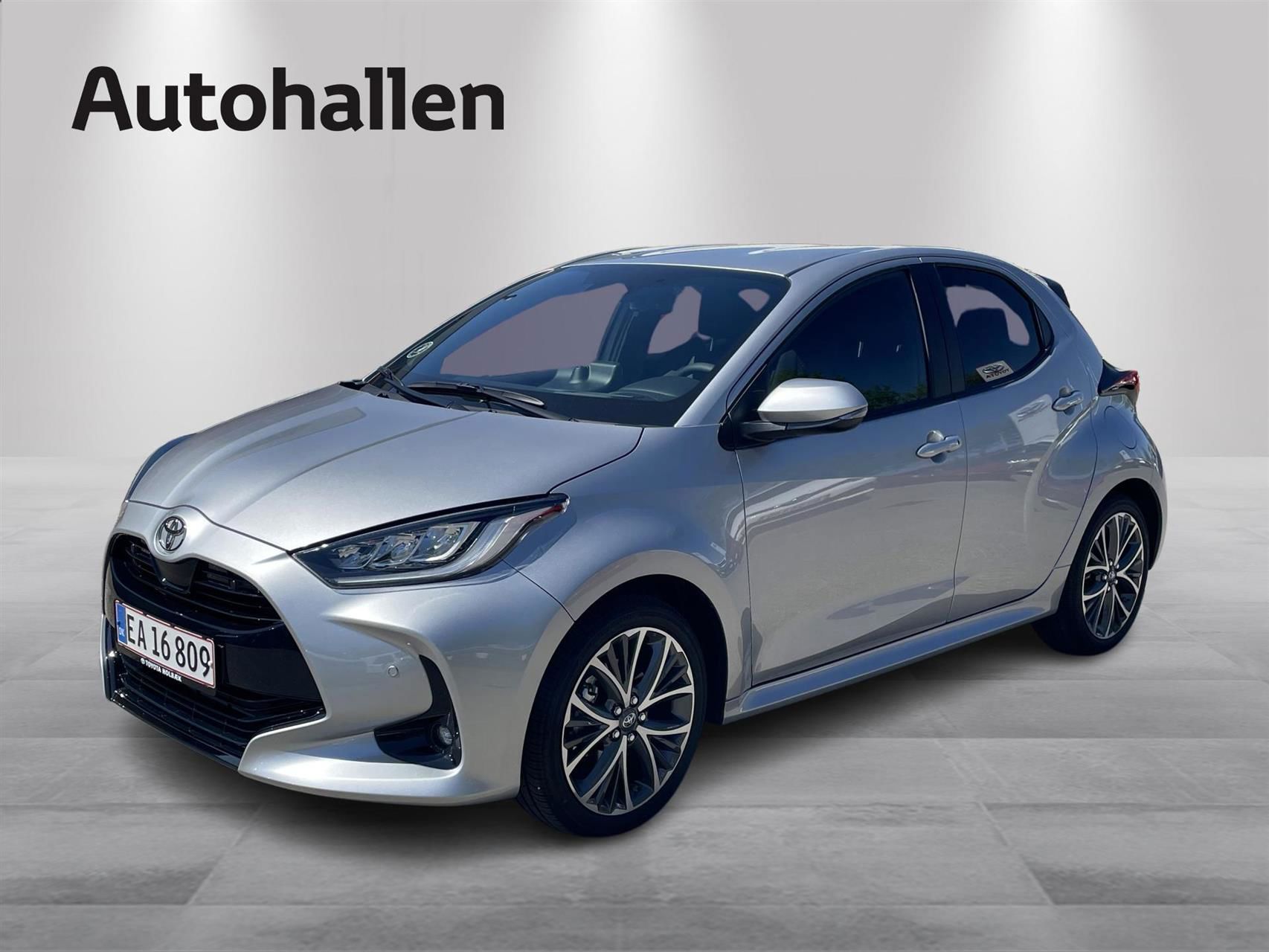 Billede af Toyota Yaris 1,5 Hybrid Executive Technology Plus 130HK 5d Trinl. Gear