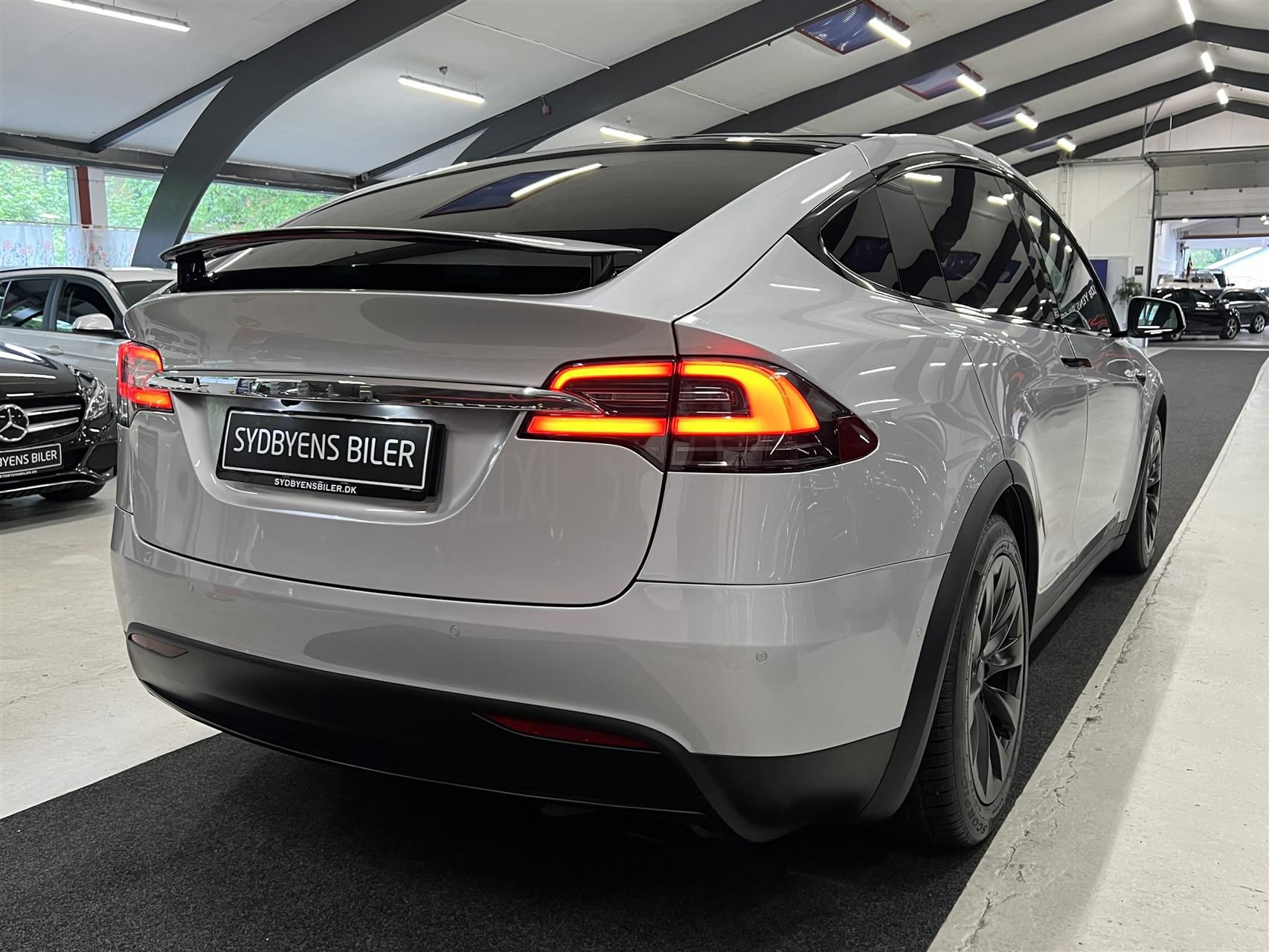 Tesla Model X 2017