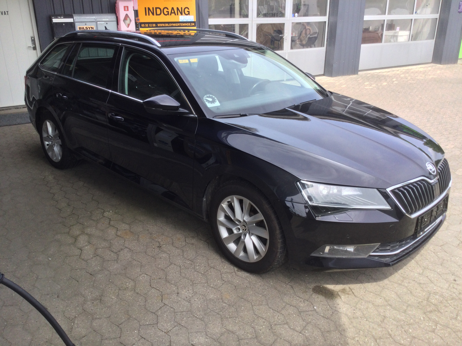 Billede af Skoda Superb Combi 2,0 TDI Style DSG 150HK Stc 6g Aut.