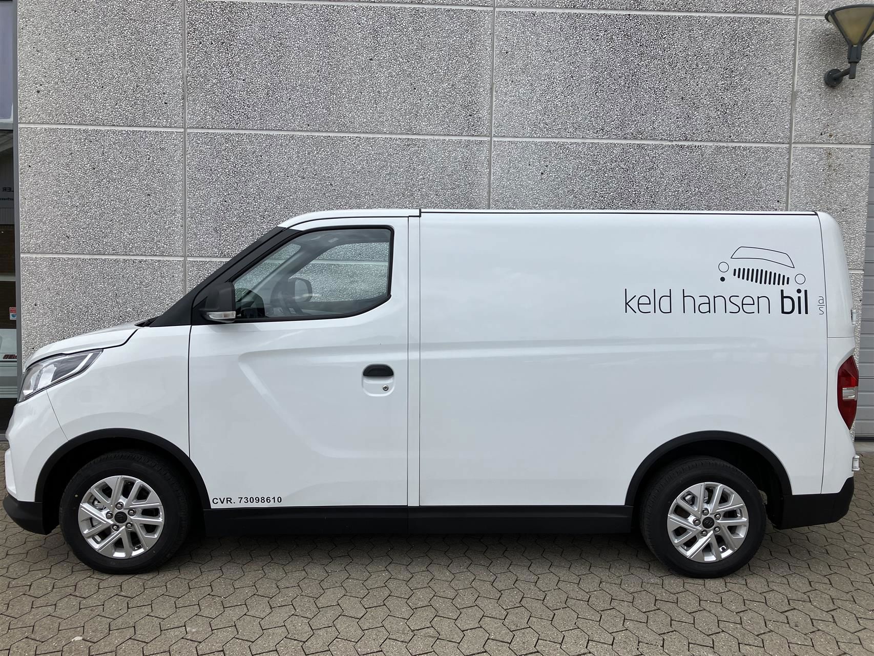 Billede af Maxus e-Deliver 3 SWB 50,2 kWh EL 122HK Van Trinl. Gear