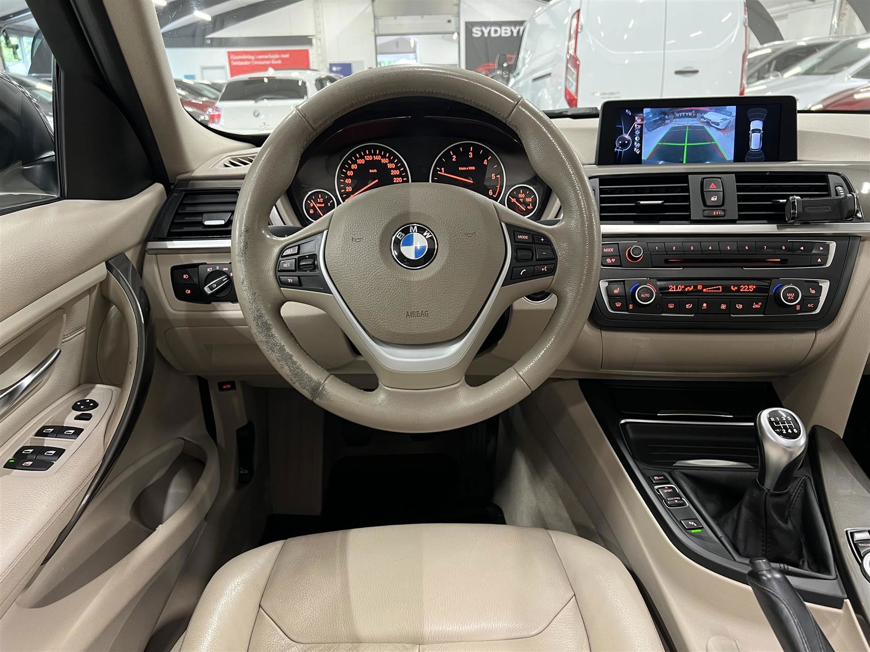 BMW 318d 2013