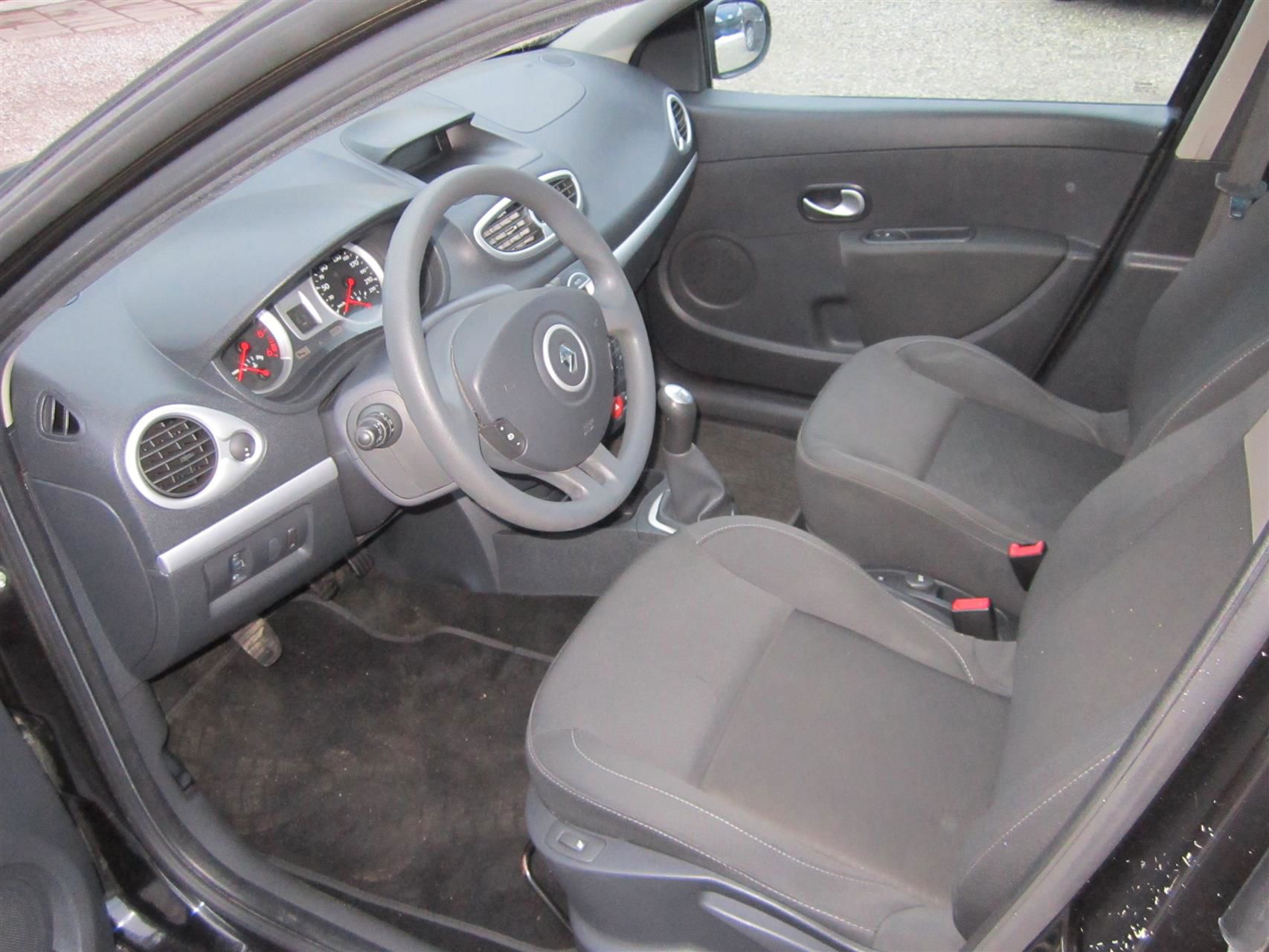 Billede af Renault Clio 1,5 DCI Expression 65HK 5d