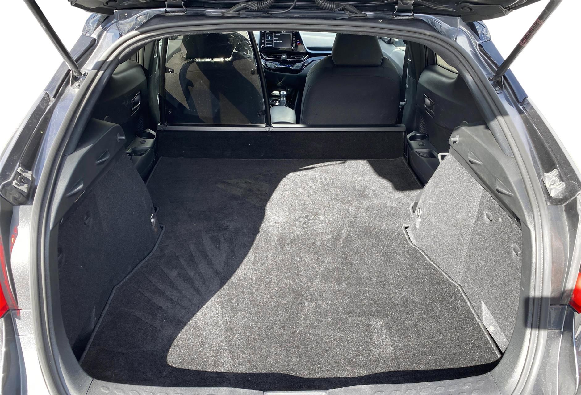 Billede af Toyota C-HR 2,0 Hybrid C-LUB Premium Multidrive S 184HK 5d Aut.