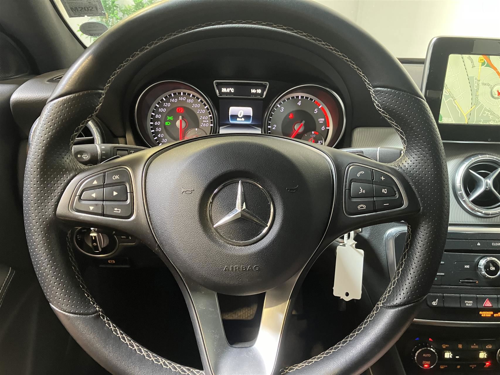 Mercedes-Benz CLA220 d 2016