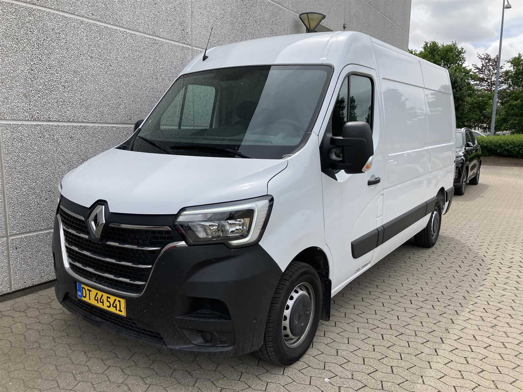 Billede af Renault Master T33 L2H2 2,3 DCI TwinTurbo start/stop 150HK Van 6g