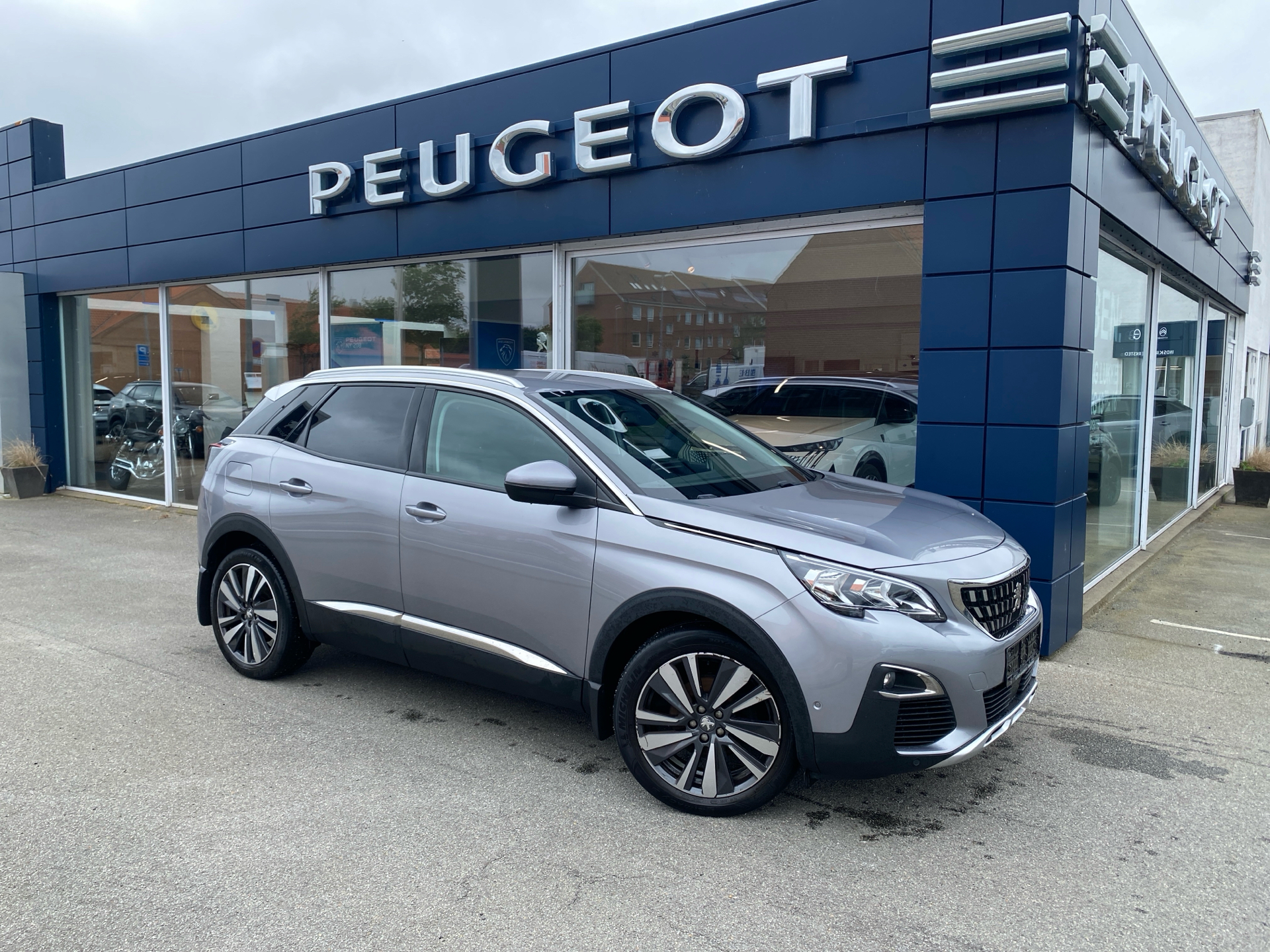 Billede af Peugeot 3008 1,5 BlueHDi Infinity LTD 130HK 5d 6g