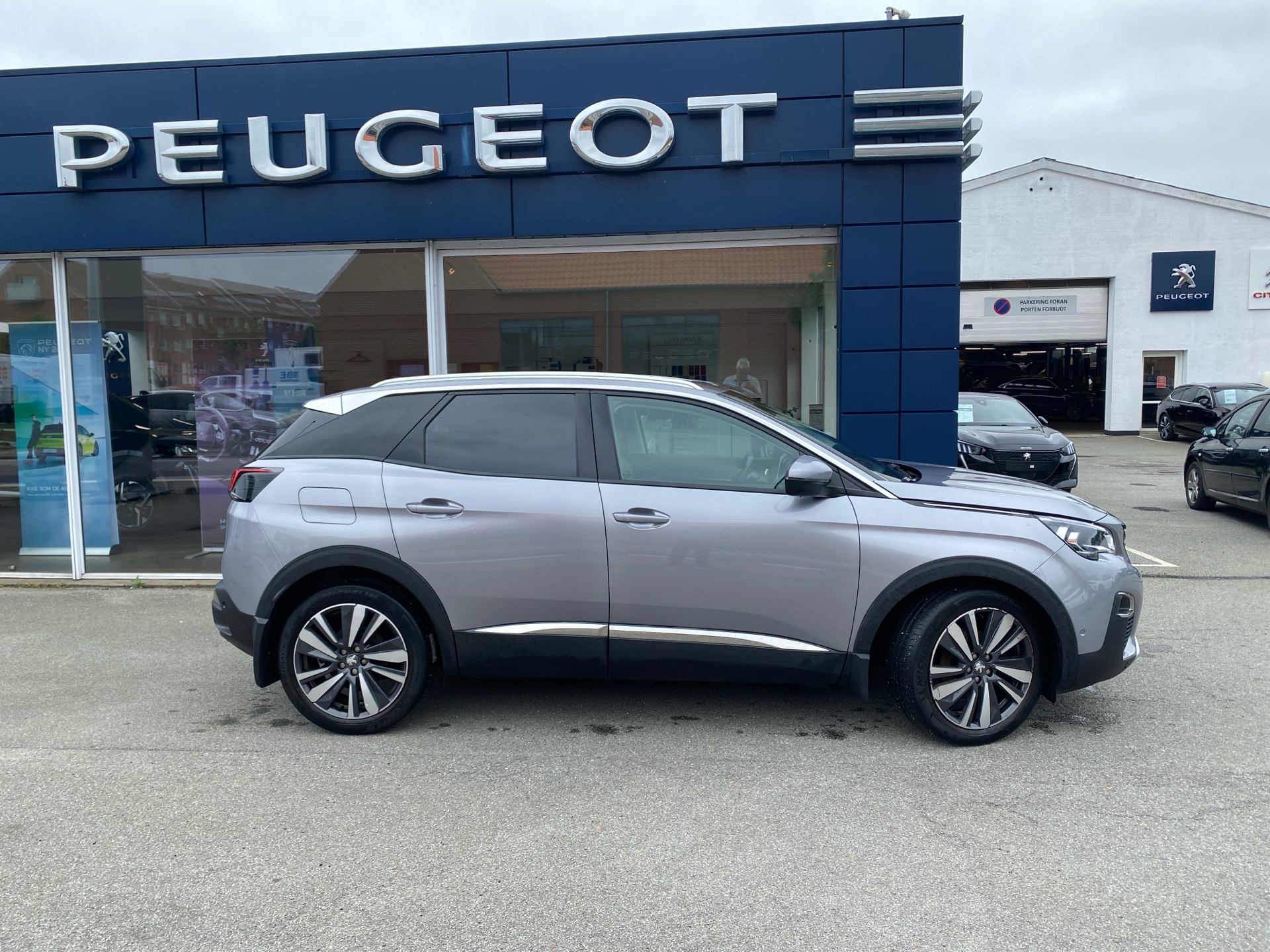 Billede af Peugeot 3008 1,5 BlueHDi Infinity LTD 130HK 5d 6g