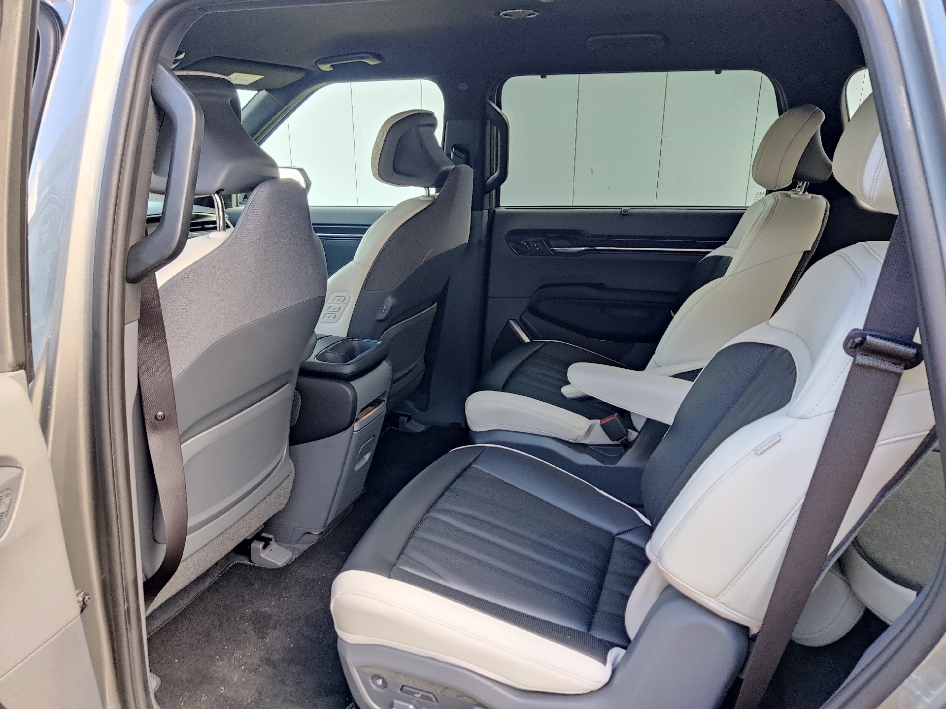 Billede af Kia EV9 EL Long Range Performance GT-Line AWD 384HK 5d Aut.