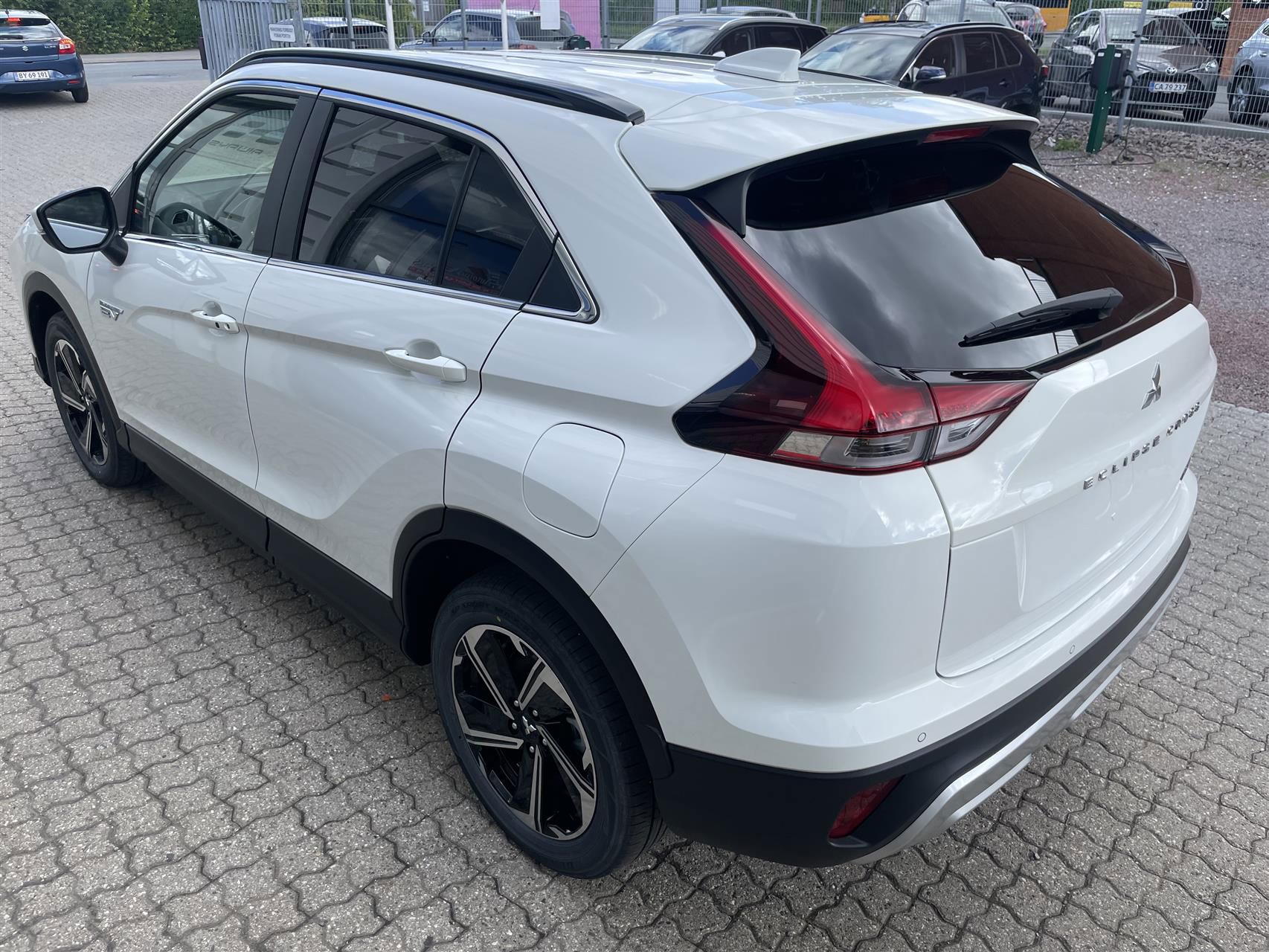 Billede af Mitsubishi Eclipse Cross 2,4 Plugin-hybrid Nordic 4WD 188HK 5d Trinl. Gear