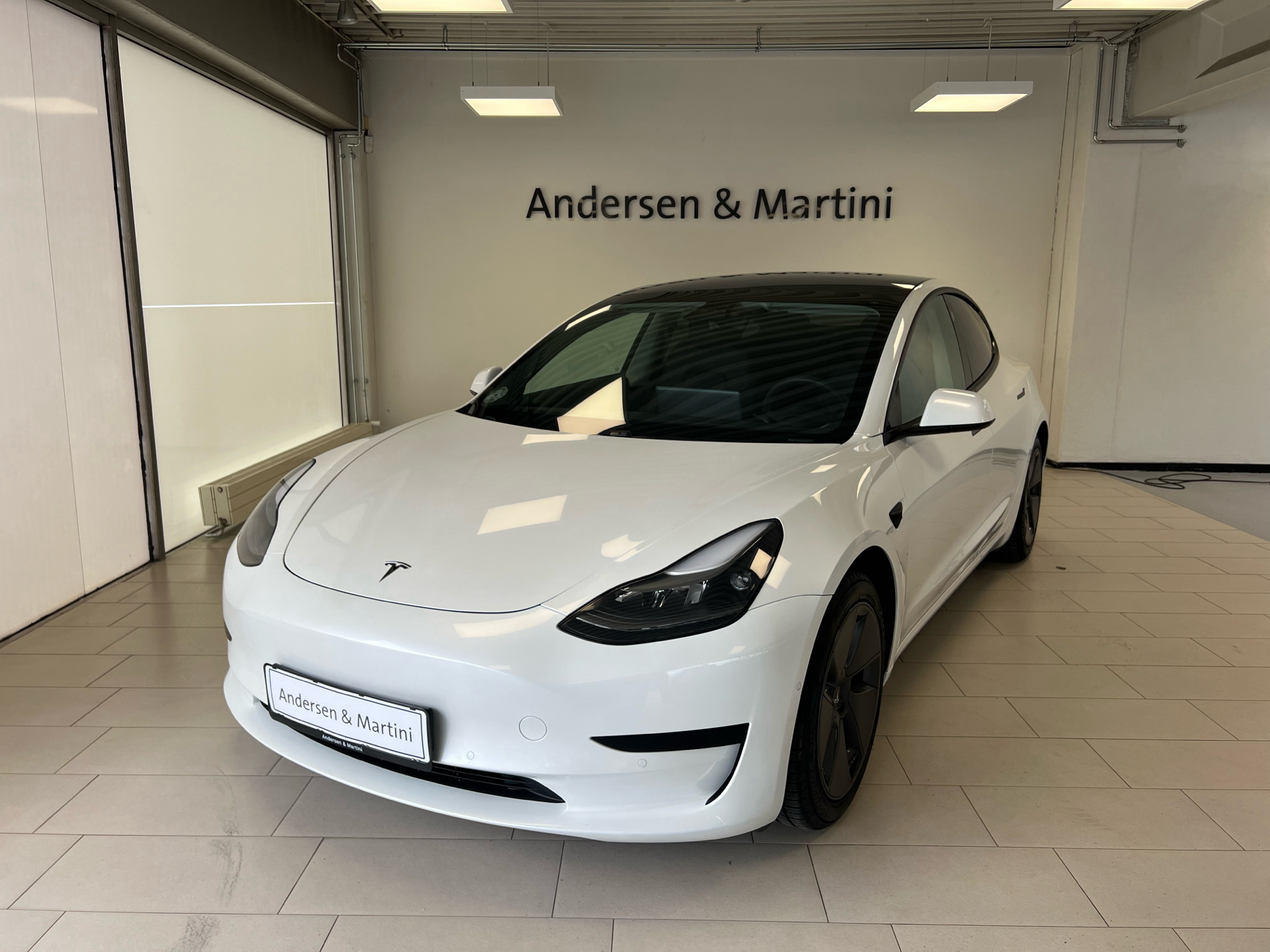 Billede af Tesla Model 3 EL Standard Range Plus 258HK Aut.