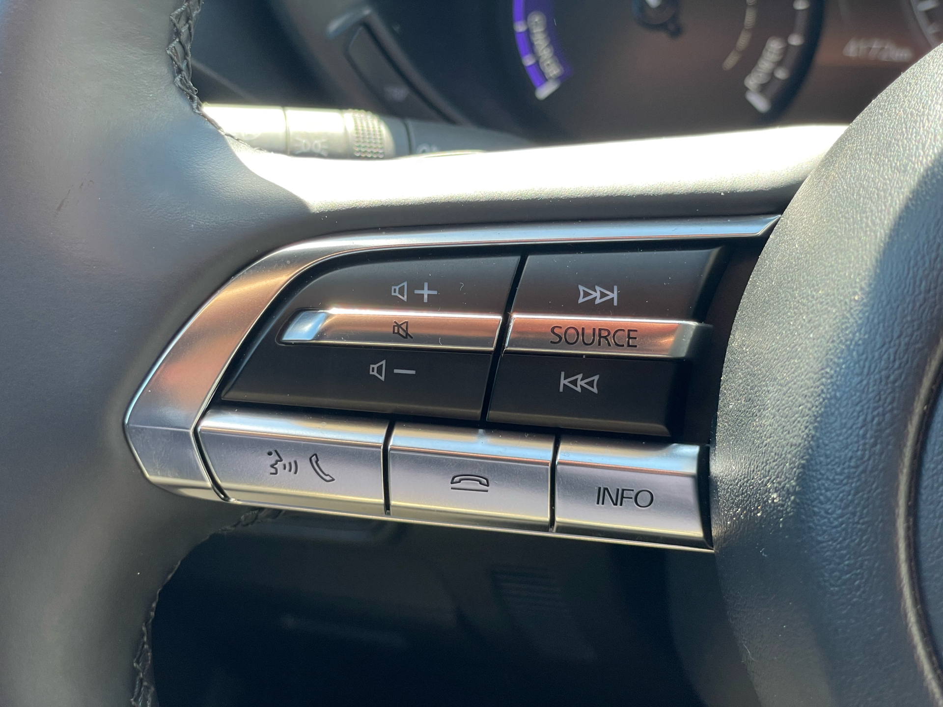 Billede af Mazda MX-30 e-Skyactiv Exclusive-Line 145HK 5d Aut.