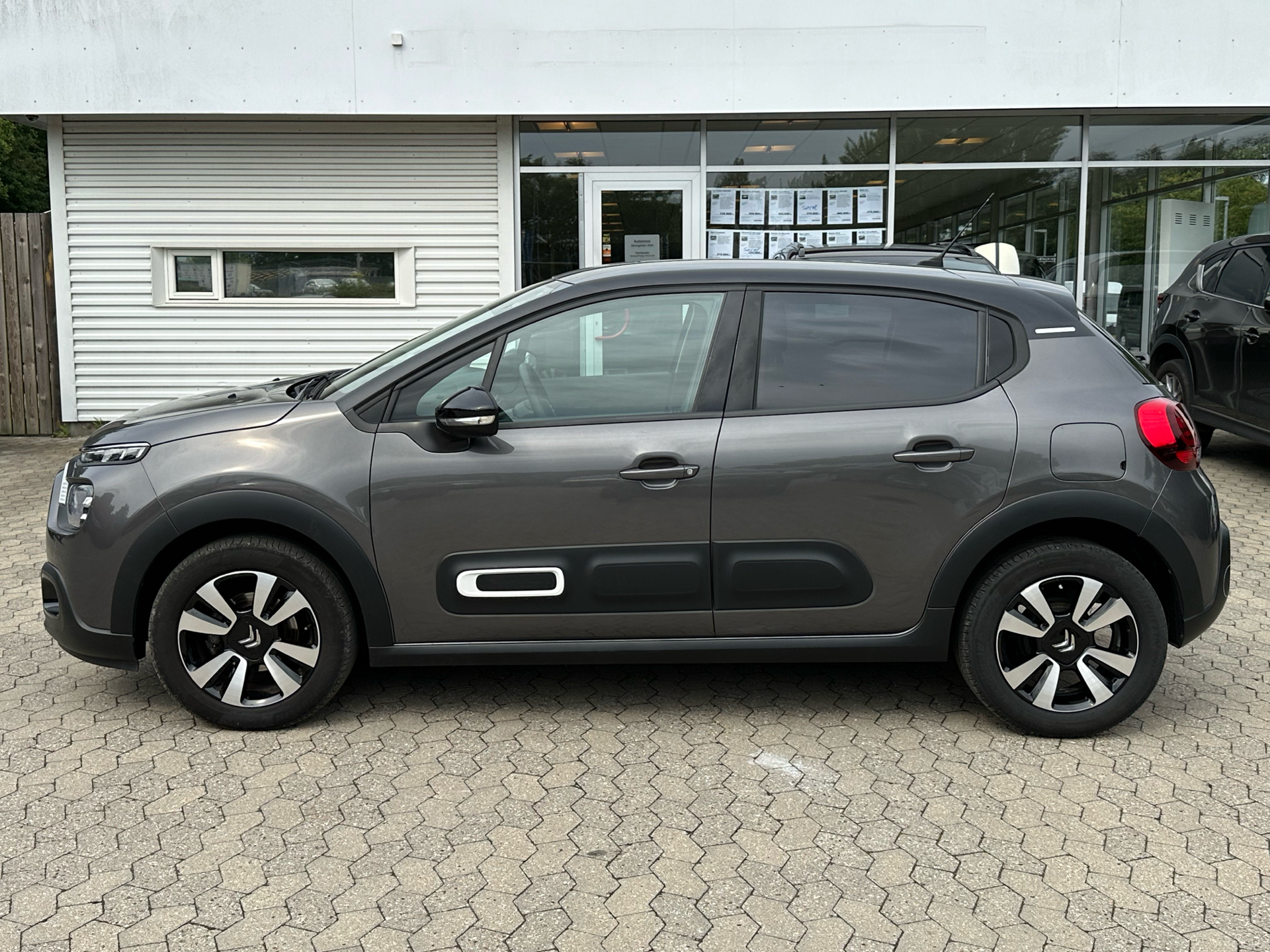 Billede af Citroën C3 1,2 PureTech Shine 83HK 5d