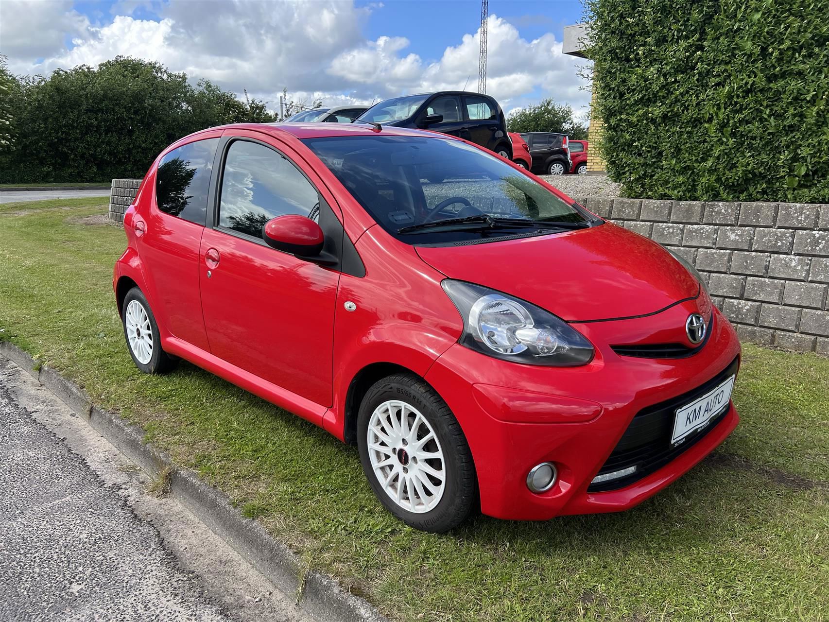 Billede af Toyota Aygo 1,0 VVT-I T2 Air Connect 68HK 5d