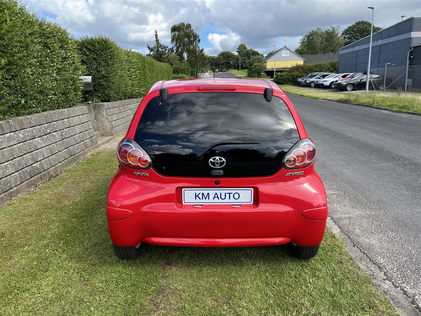 Billede af Toyota Aygo 1,0 VVT-I T2 Air Connect 68HK 5d