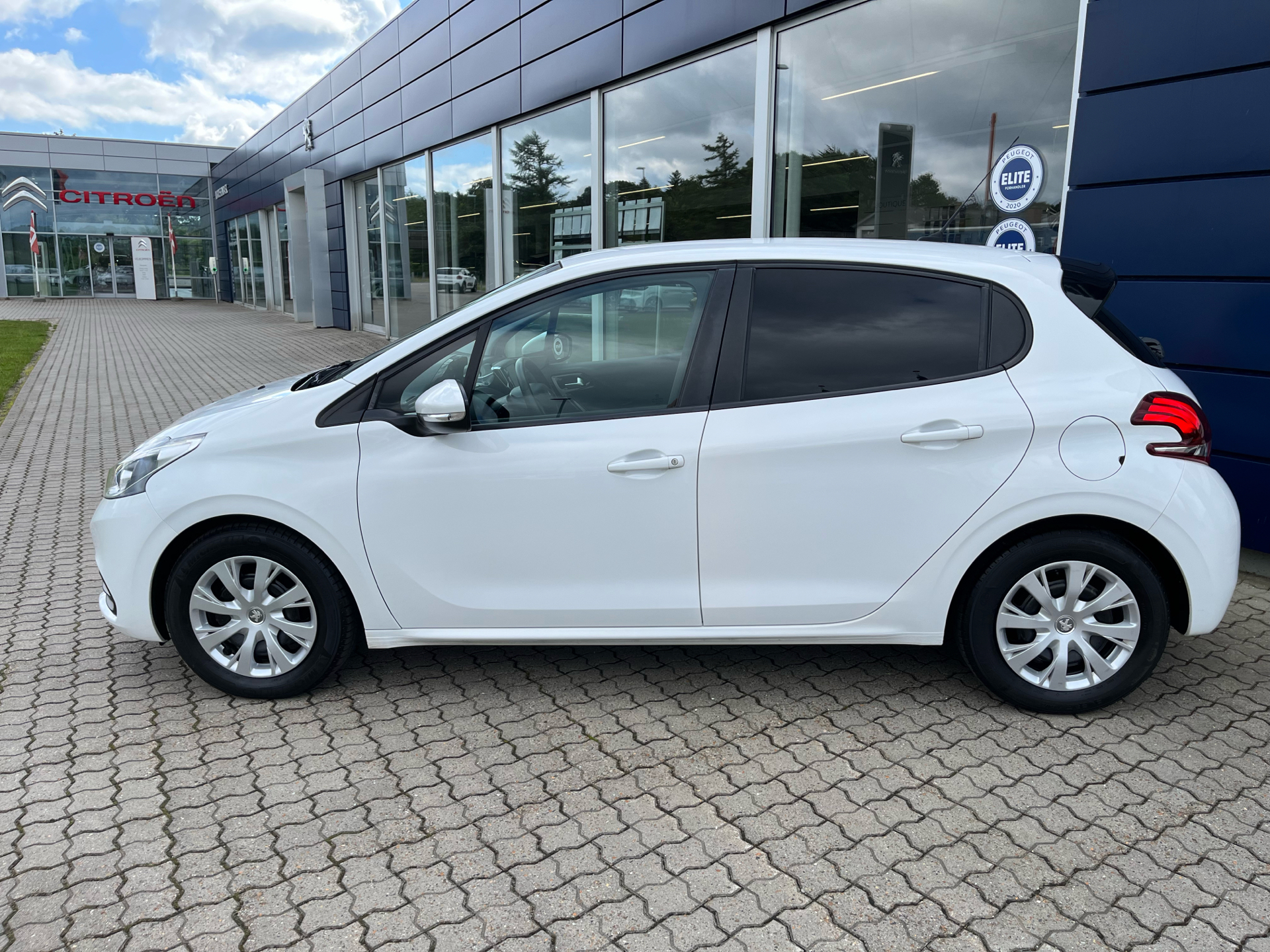 Billede af Peugeot 208 1,6 BlueHDi Envy 100HK 5d