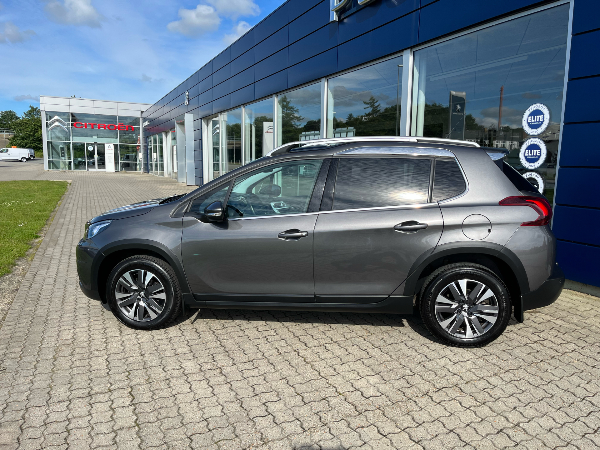 Billede af Peugeot 2008 1,5 BlueHDi Prestige 100HK 5d